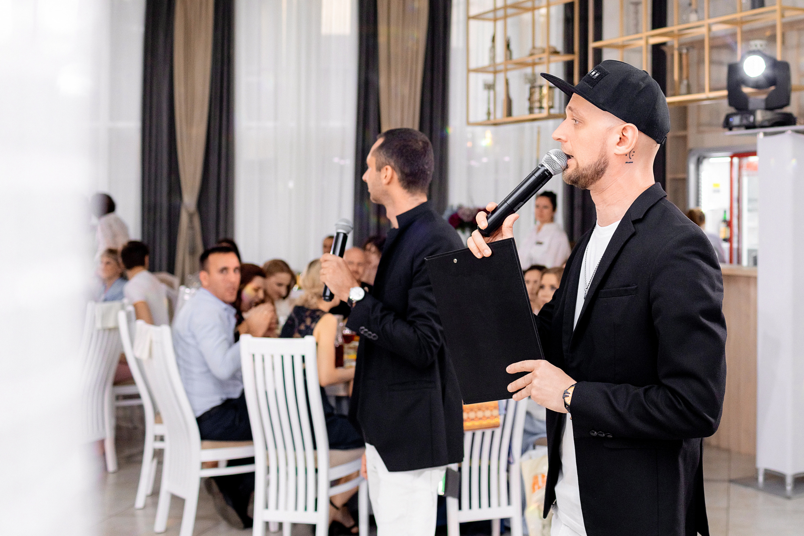 Заказать фотографа на выпускной г. Ростов-на-Дону. Красильников Евгений — профессиональный фотограф в Ростове-на-Дону