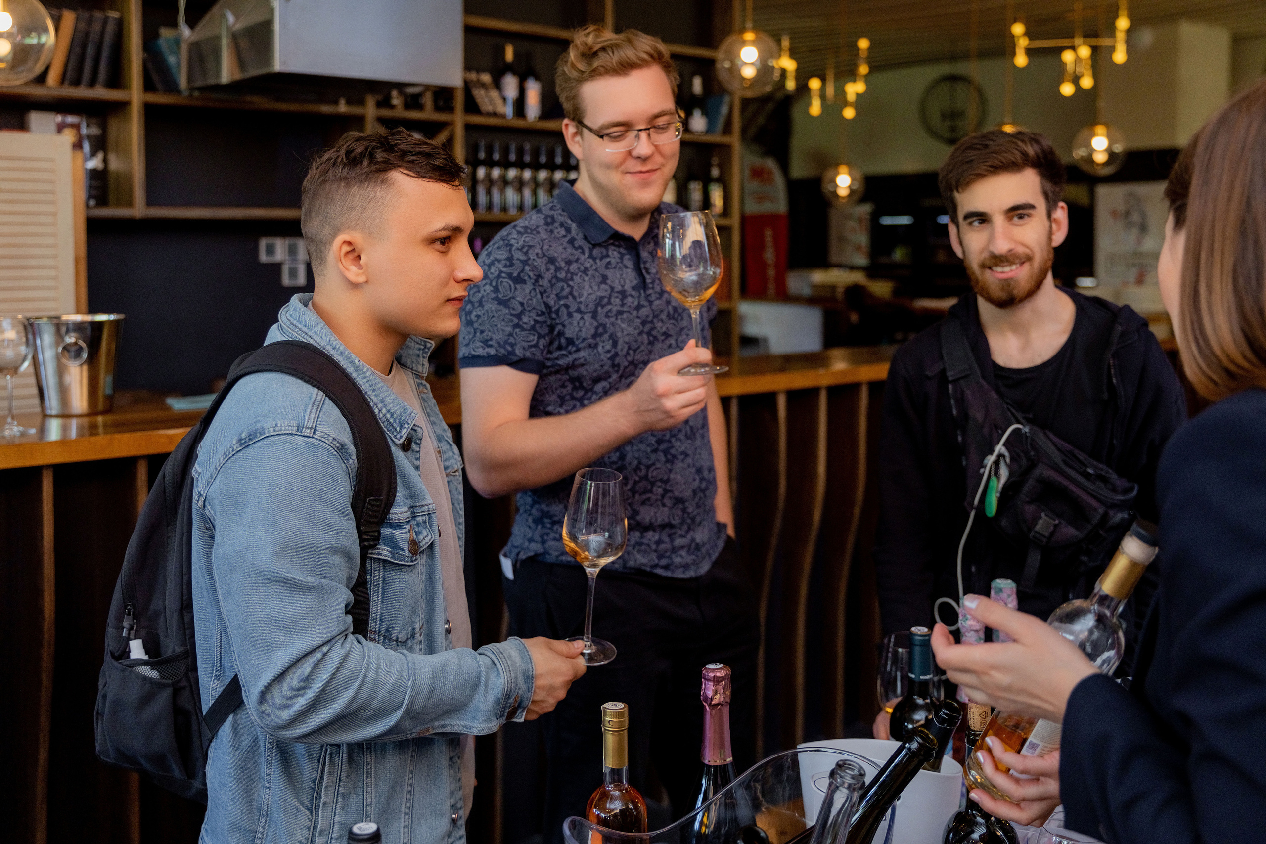 Репортажная съемка фестиваля вина г. Ростов-на-дону. Красильников Евгений — профессиональный фотограф в Ростове-на-Дону