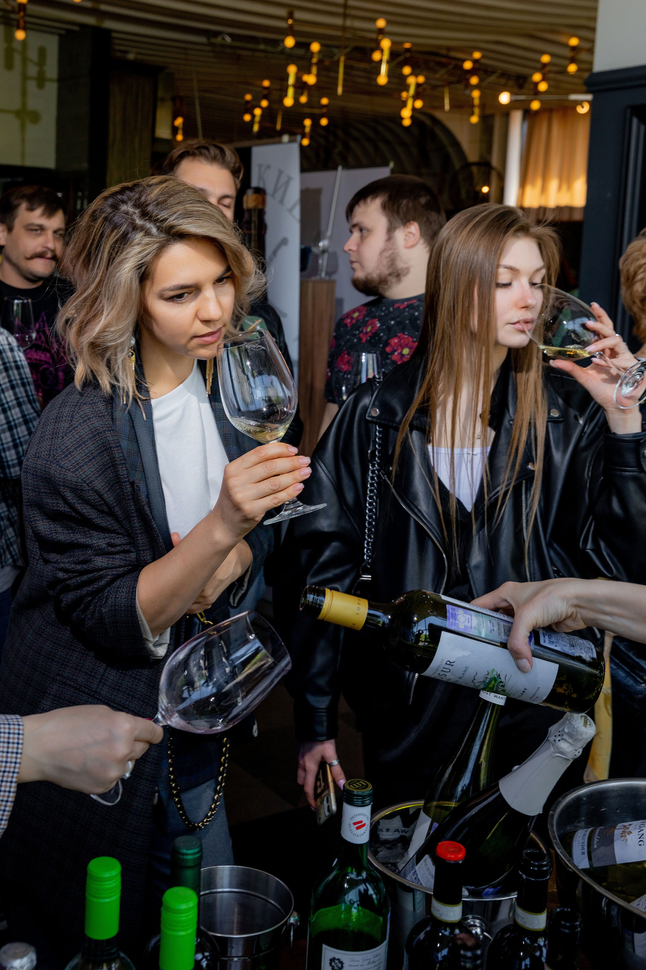 Репортажная съемка фестиваля вина г. Ростов-на-дону. Красильников Евгений — профессиональный фотограф в Ростове-на-Дону