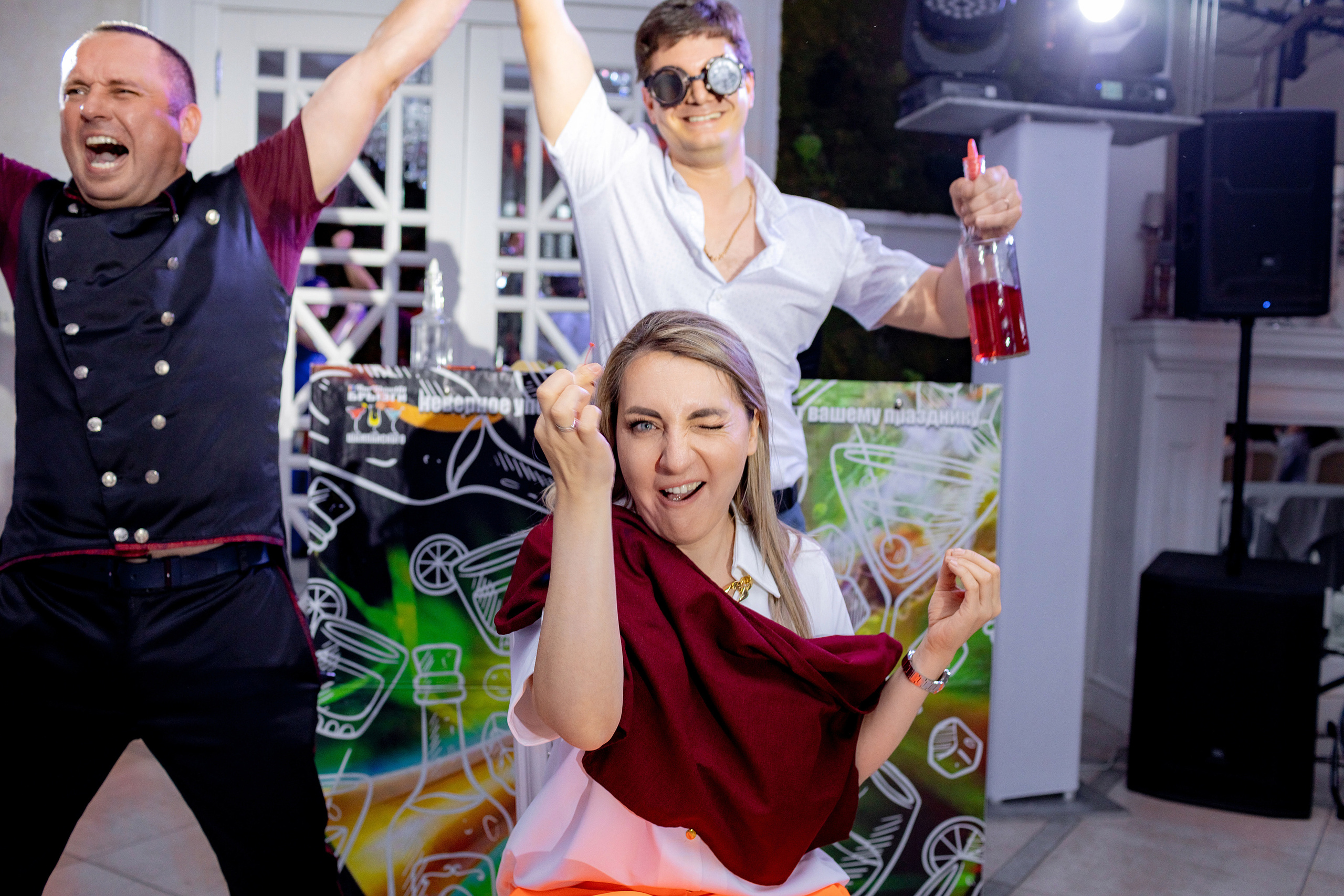 Заказать фотографа на выпускной г. Ростов-на-Дону. Красильников Евгений — профессиональный фотограф в Ростове-на-Дону