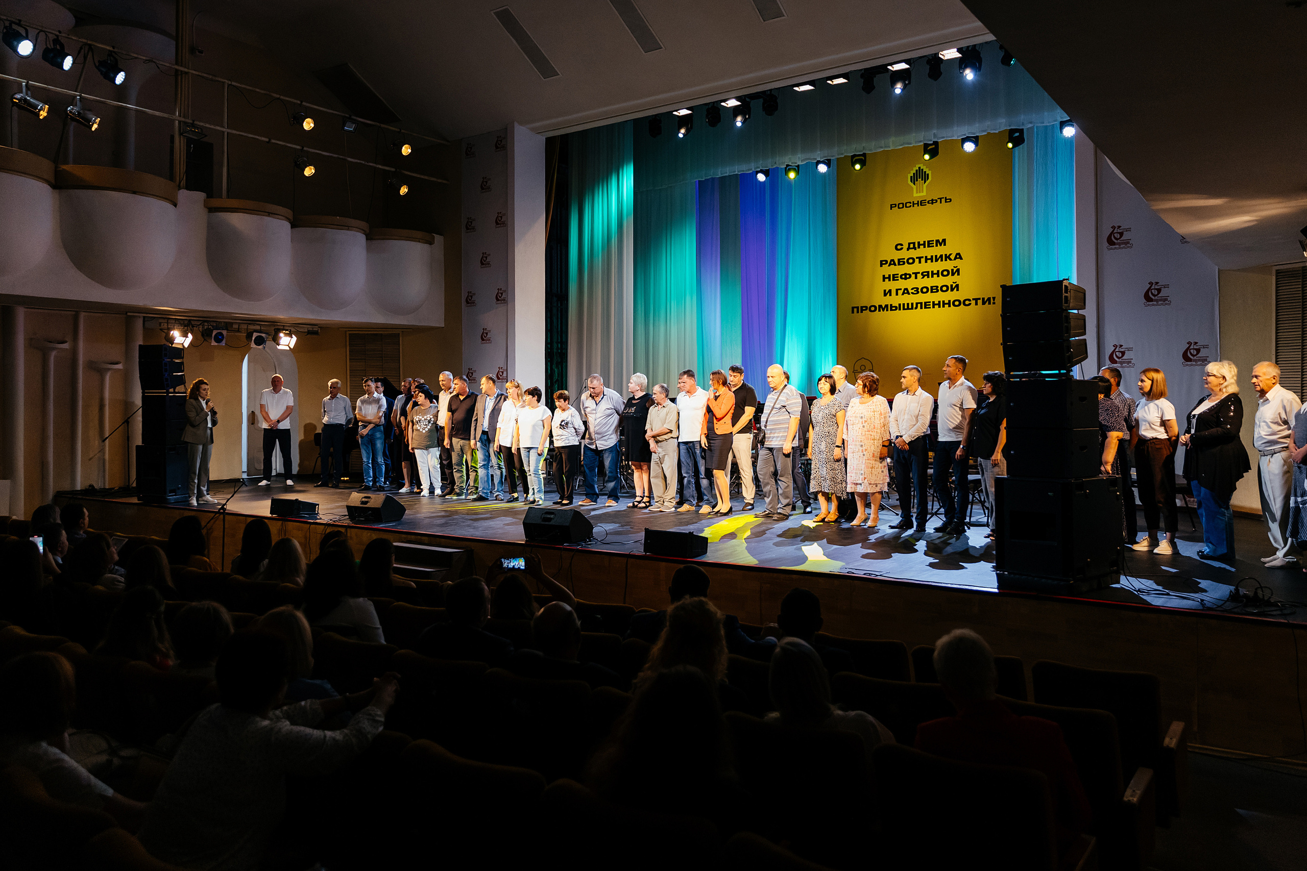 Профессиональная репортажная фотосъемка мероприятии в г. Ростове на дону. Красильников Евгений — профессиональный фотограф в Ростове-на-Дону