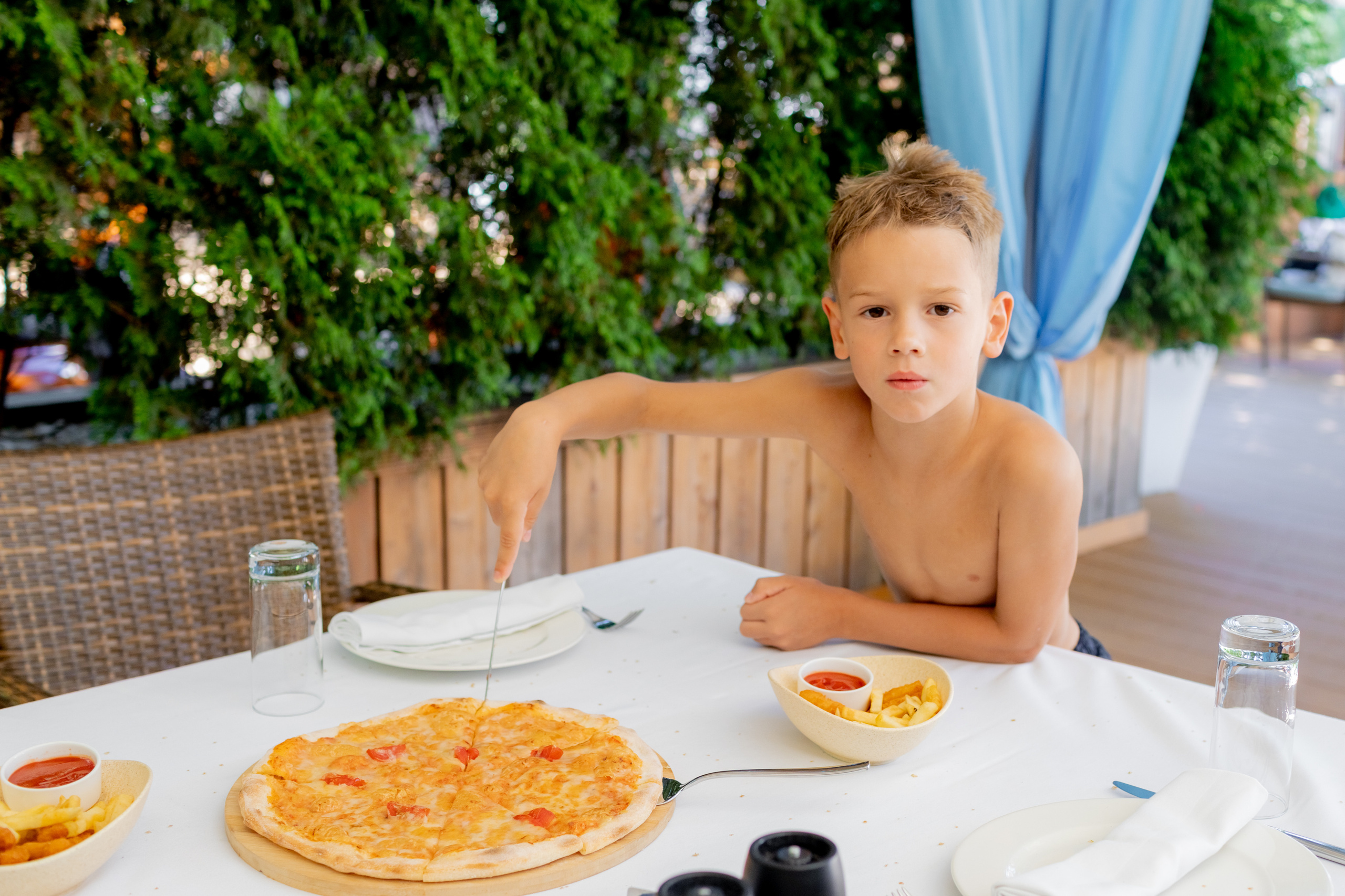 Фотограф на день рождения в ресторан. Красильников Евгений — профессиональный фотограф в Ростове-на-Дону
