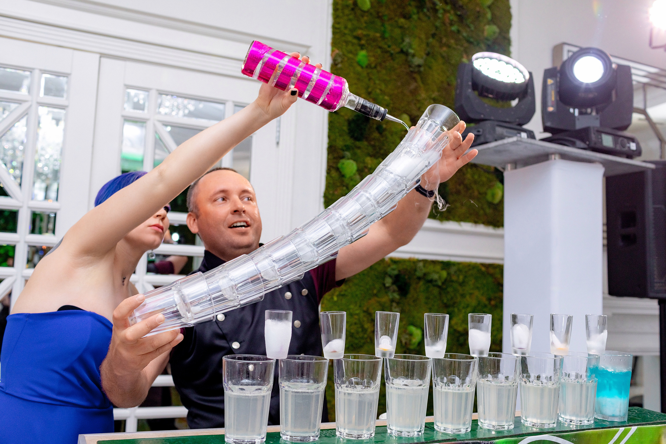 Заказать фотографа на выпускной г. Ростов-на-Дону. Красильников Евгений — профессиональный фотограф в Ростове-на-Дону