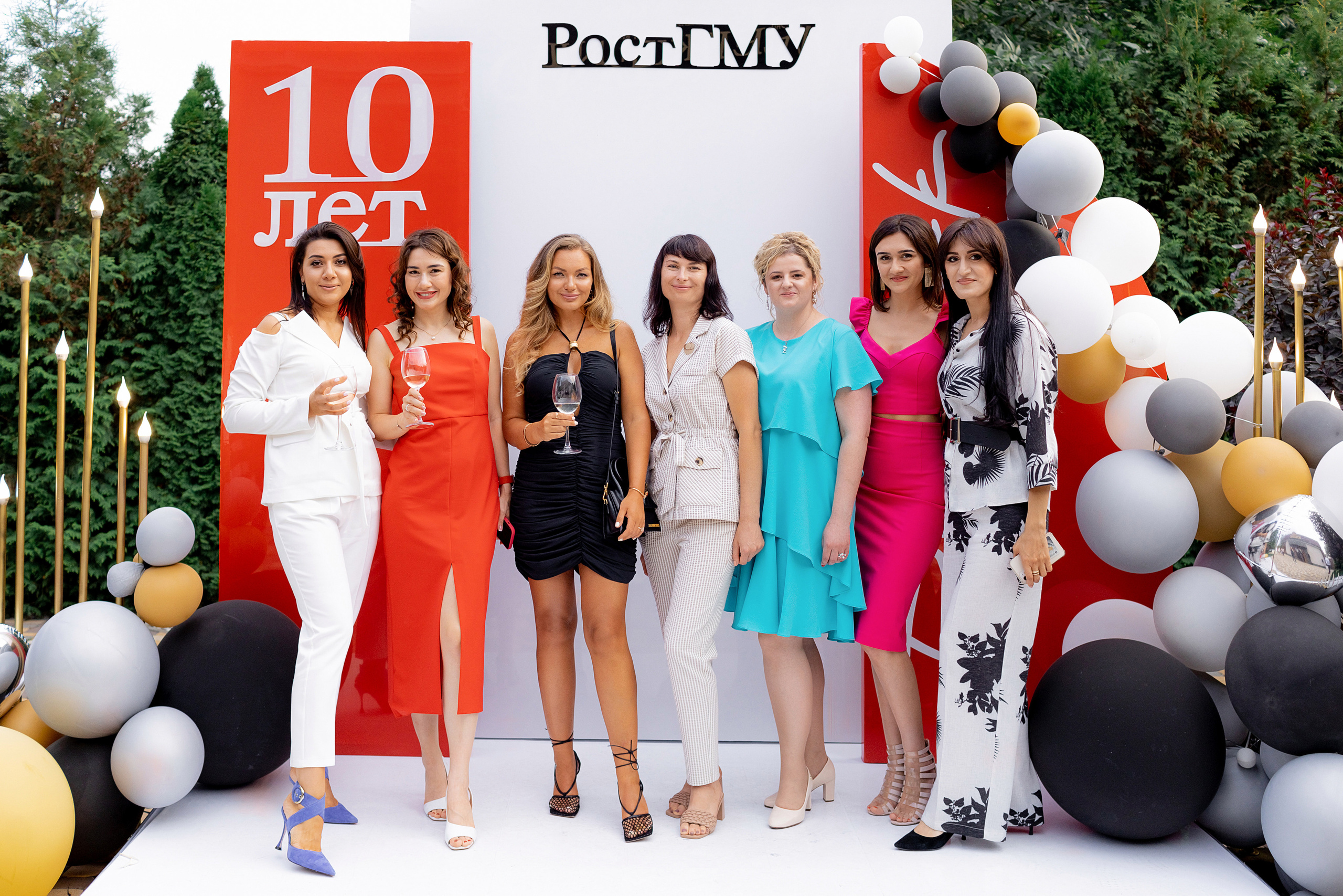 Заказать фотографа на выпускной г. Ростов-на-Дону. Красильников Евгений — профессиональный фотограф в Ростове-на-Дону