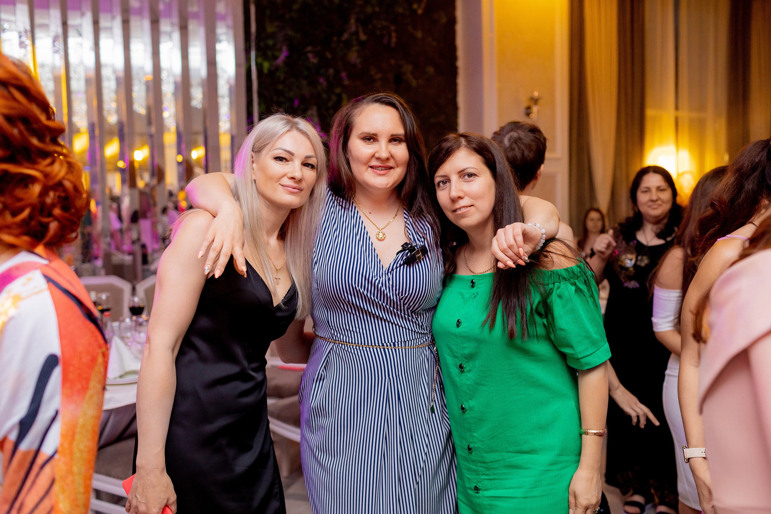 Заказать фотографа на выпускной г. Ростов-на-Дону. Красильников Евгений — профессиональный фотограф в Ростове-на-Дону