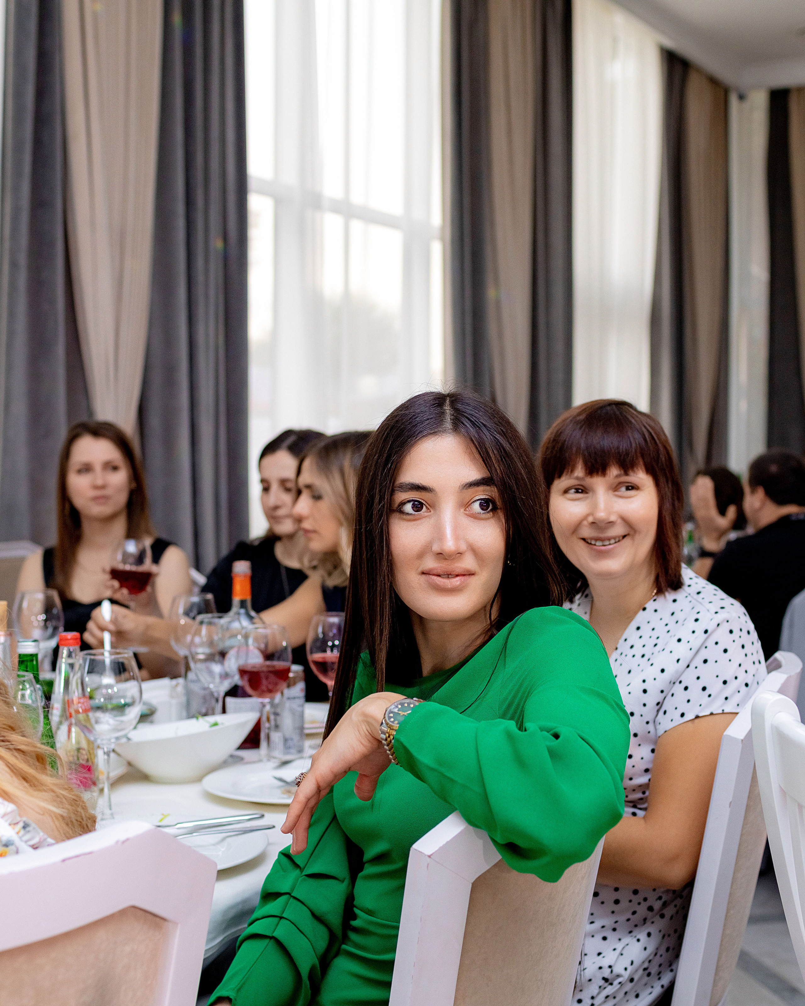 Заказать фотографа на выпускной г. Ростов-на-Дону. Красильников Евгений — профессиональный фотограф в Ростове-на-Дону