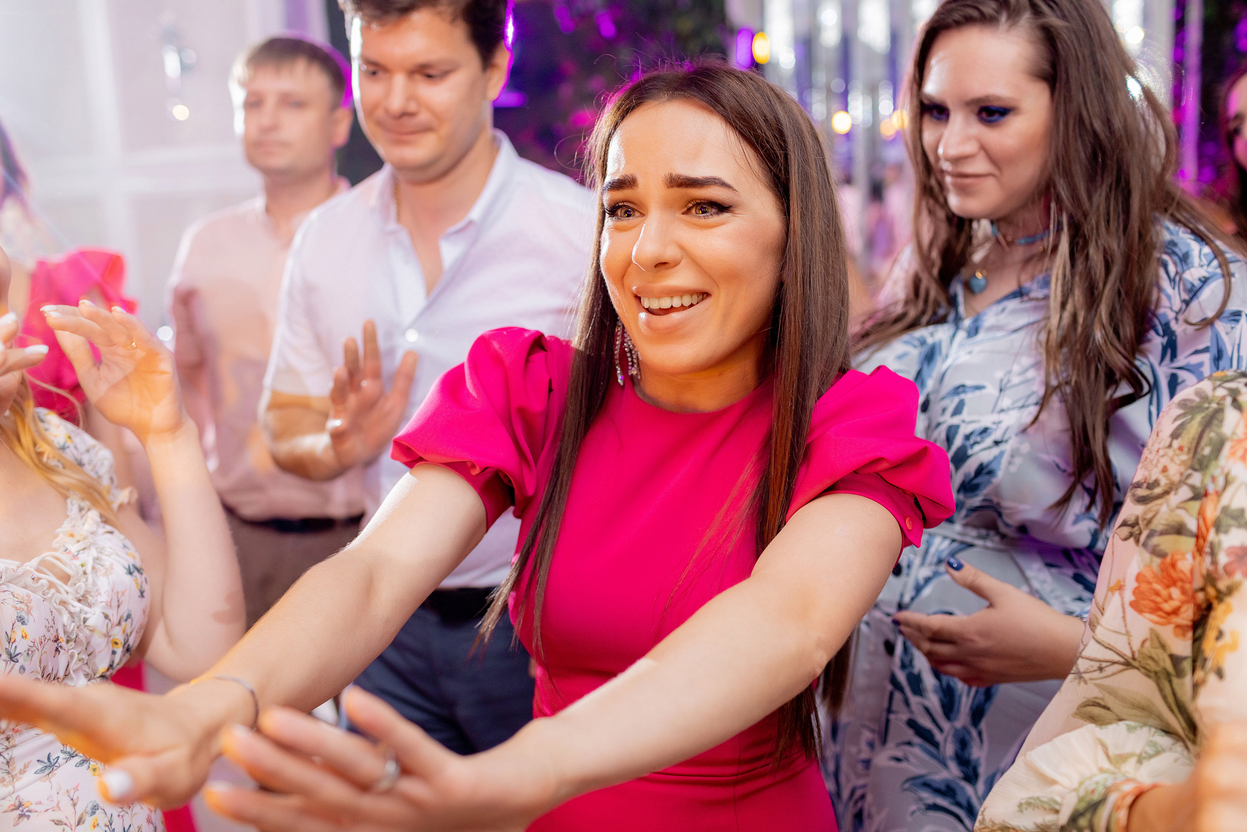 Заказать фотографа на выпускной г. Ростов-на-Дону. Красильников Евгений — профессиональный фотограф в Ростове-на-Дону