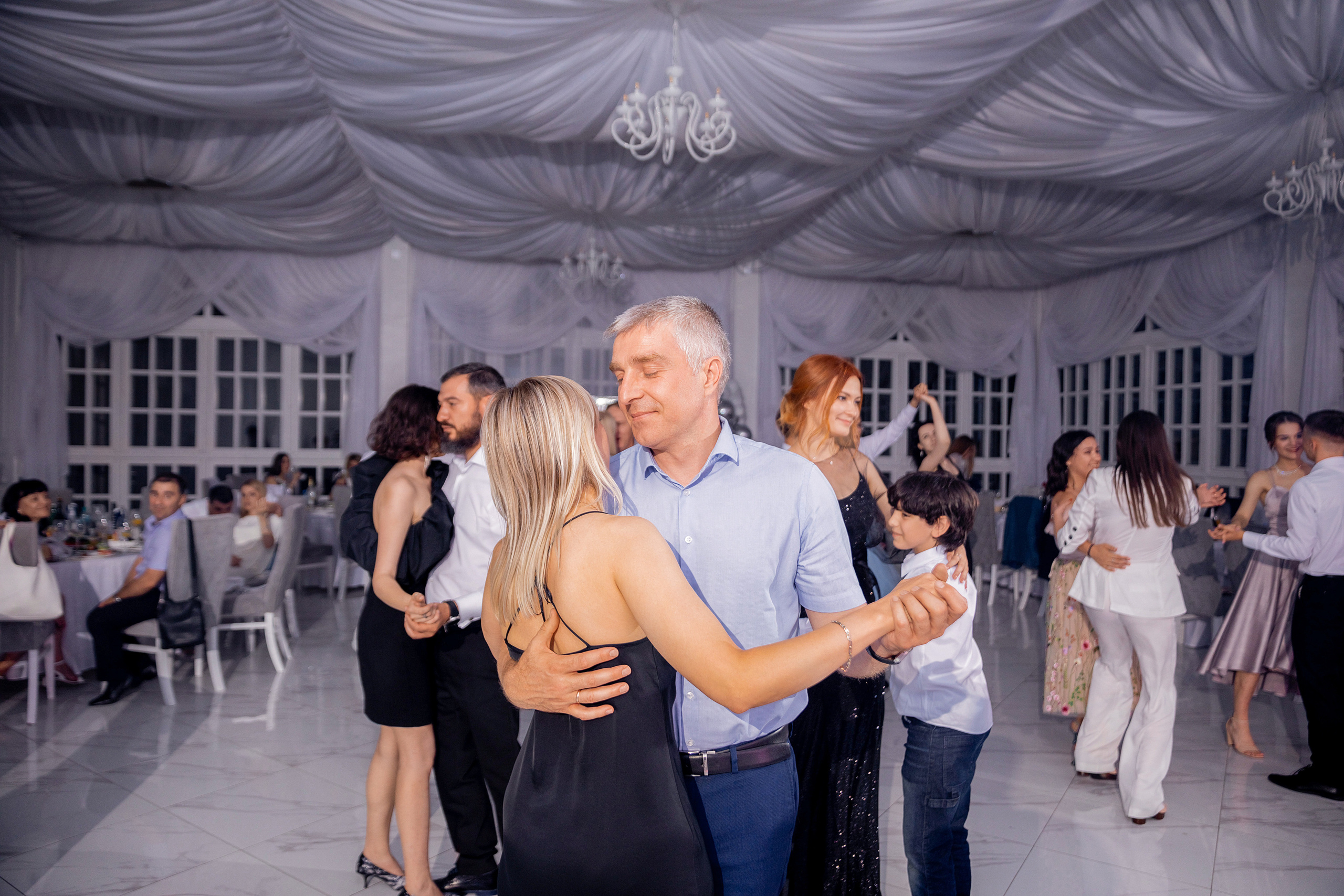 Репортажный фотограф Ростов-на-дону. Красильников Евгений — профессиональный фотограф в Ростове-на-Дону