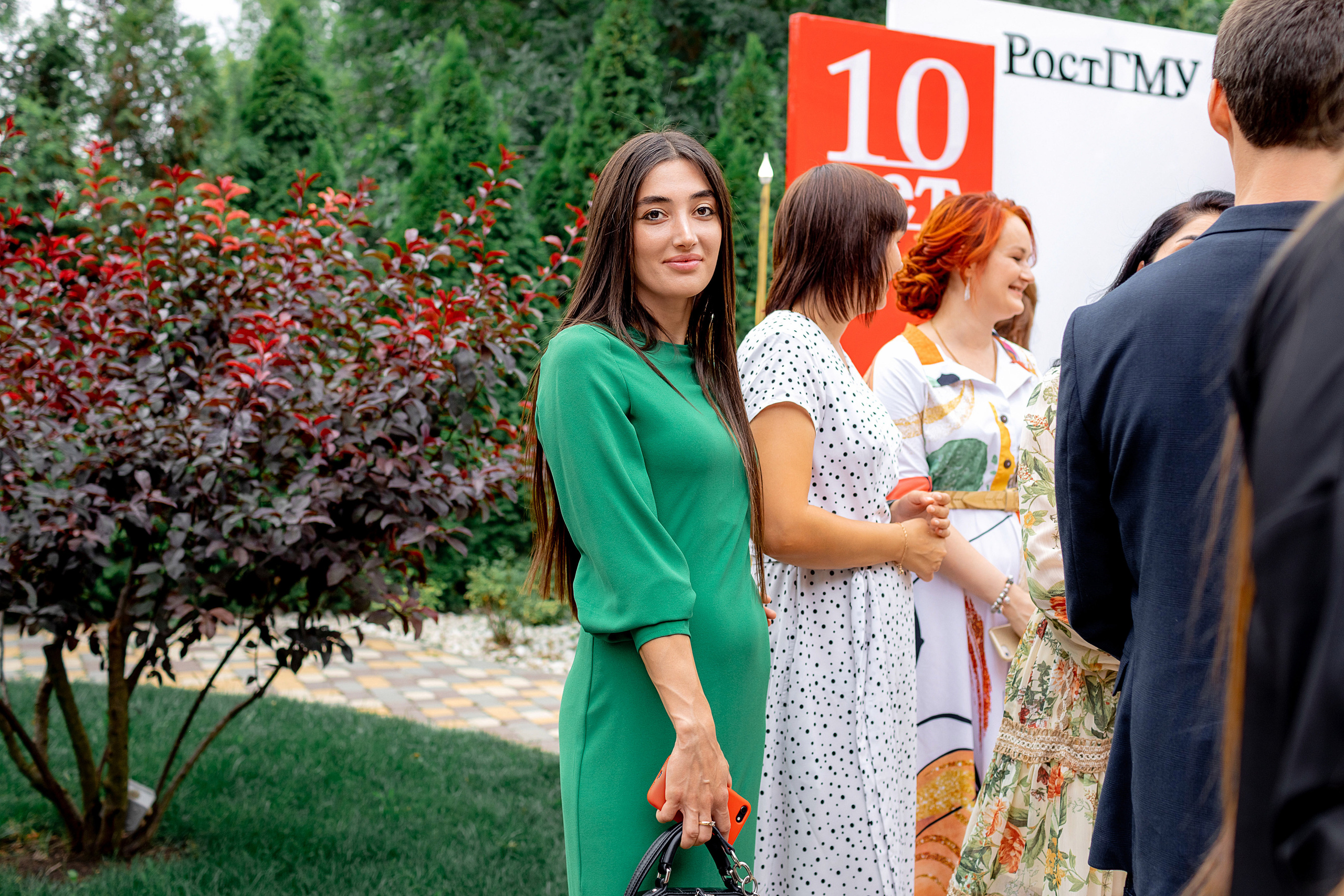 Заказать фотографа на выпускной г. Ростов-на-Дону. Красильников Евгений — профессиональный фотограф в Ростове-на-Дону