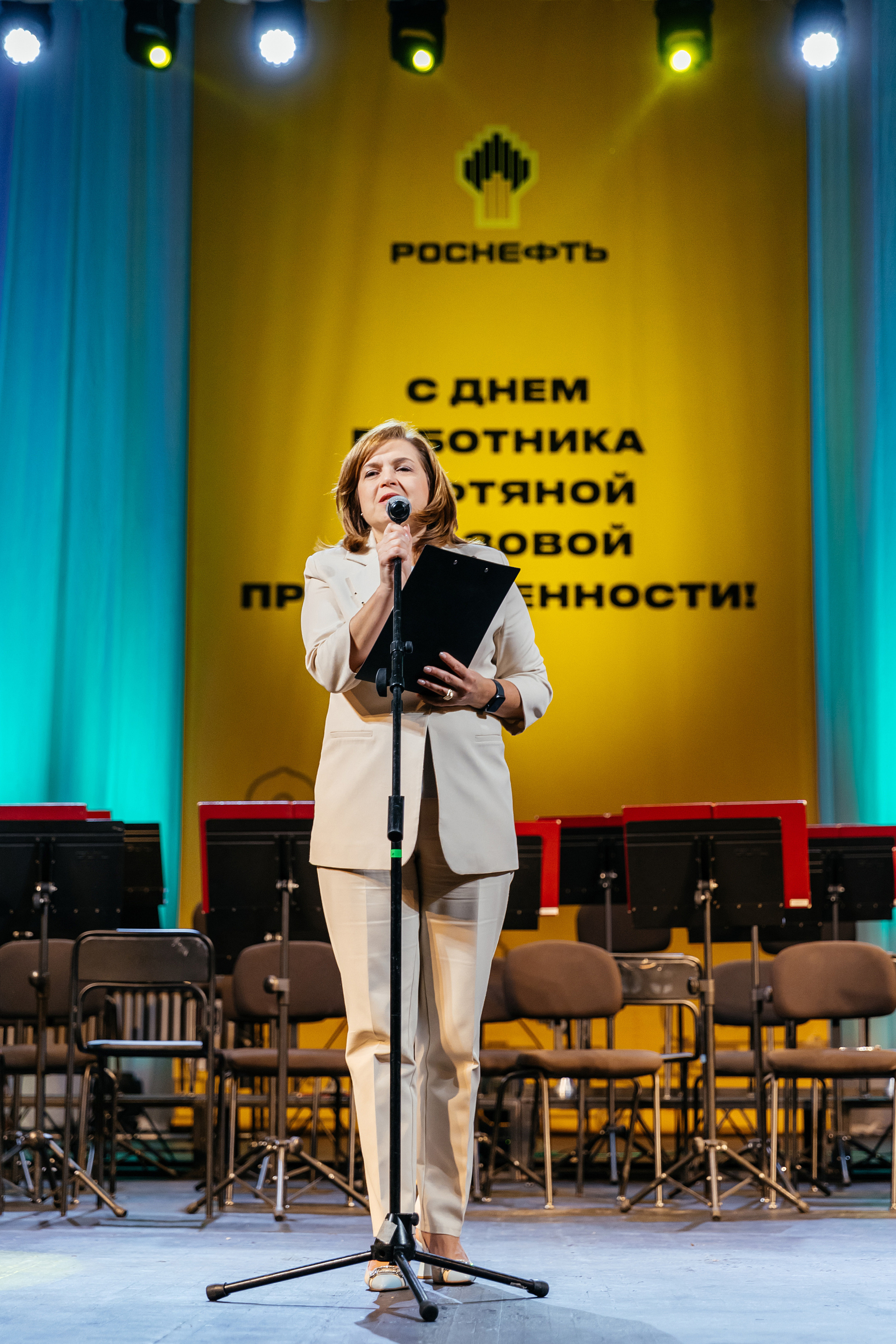 Профессиональная репортажная фотосъемка мероприятии в г. Ростове на дону. Красильников Евгений — профессиональный фотограф в Ростове-на-Дону