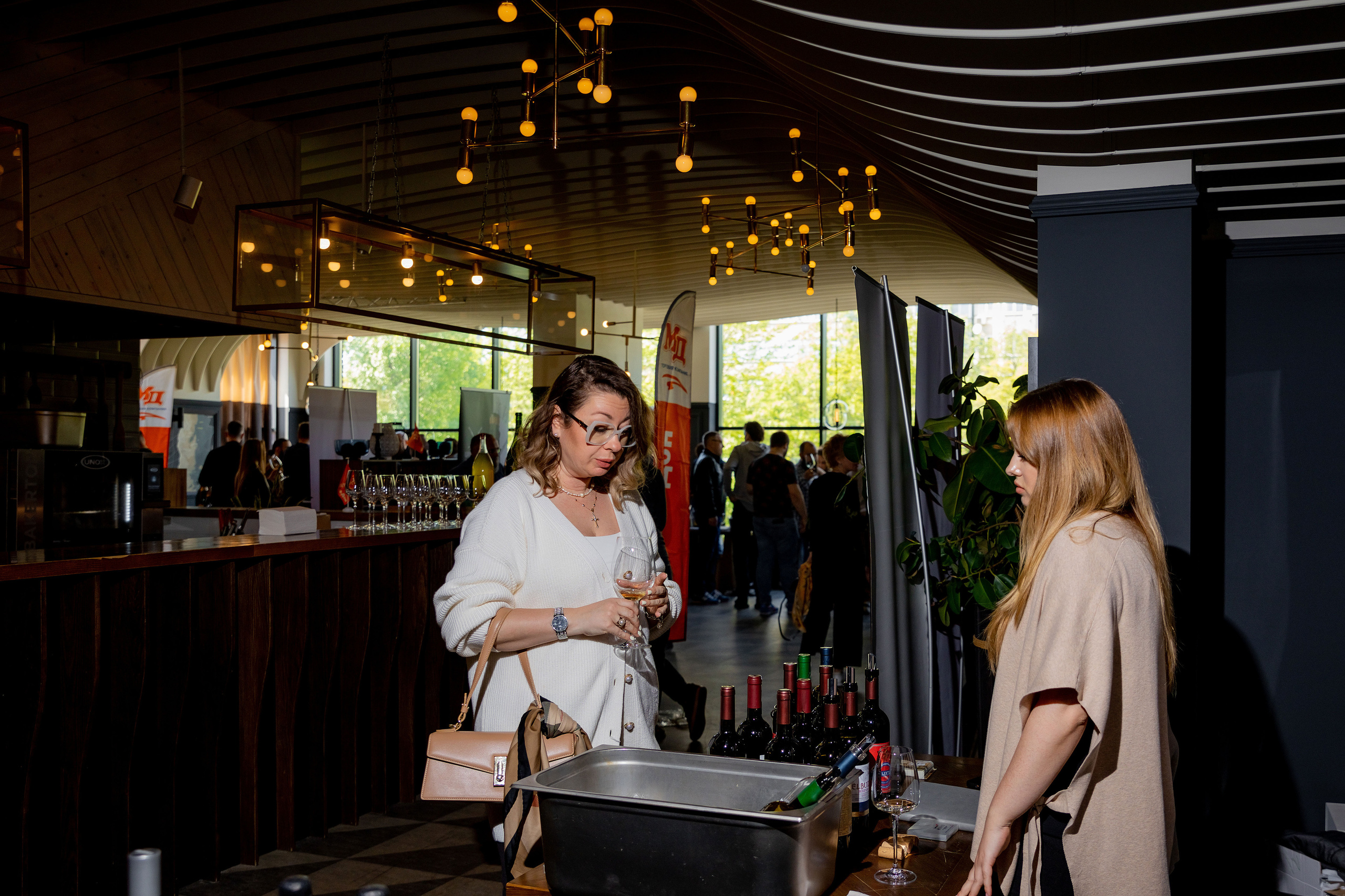 Репортажная съемка фестиваля вина г. Ростов-на-дону. Красильников Евгений — профессиональный фотограф в Ростове-на-Дону