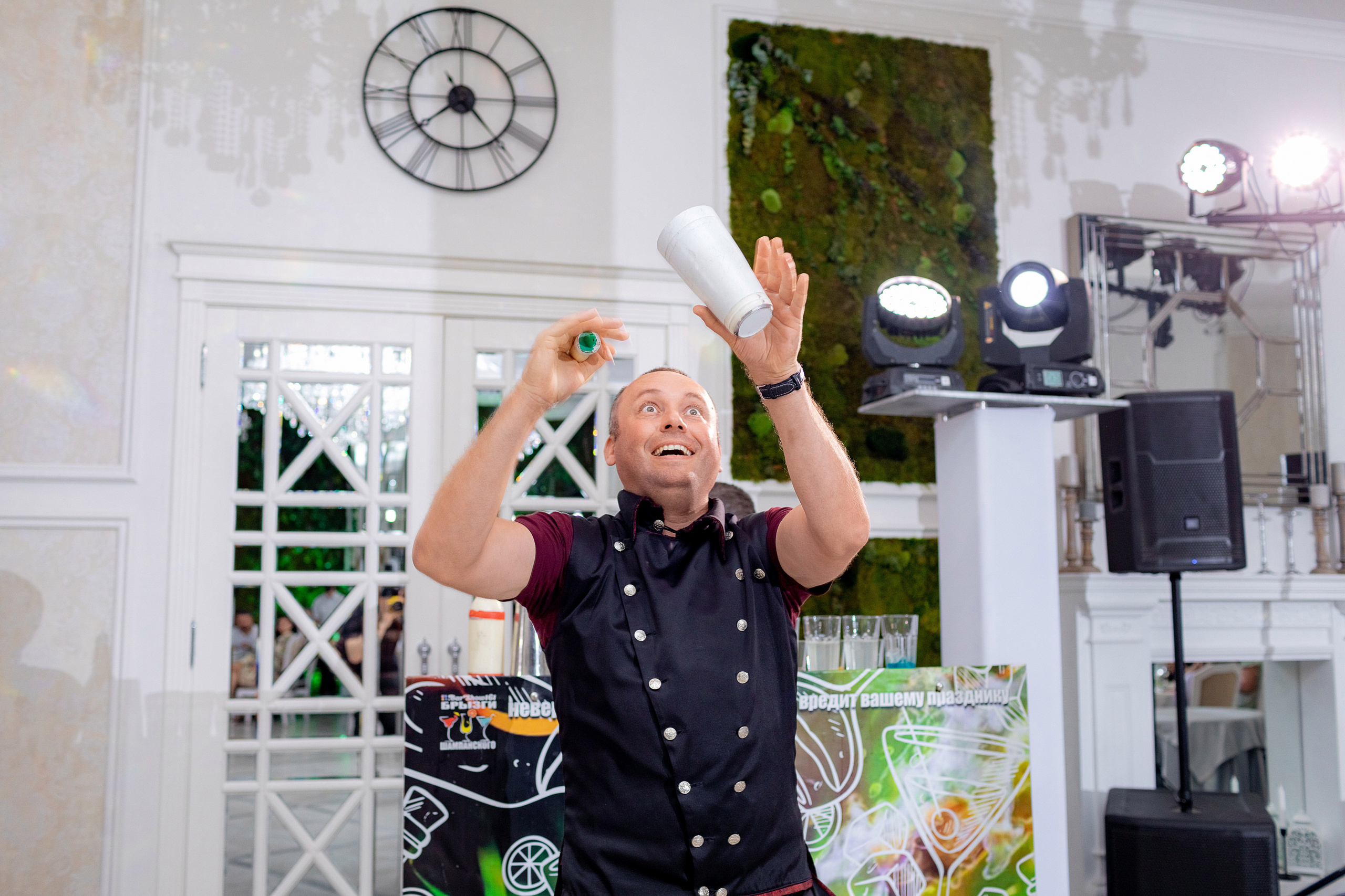 Заказать фотографа на выпускной г. Ростов-на-Дону. Красильников Евгений — профессиональный фотограф в Ростове-на-Дону