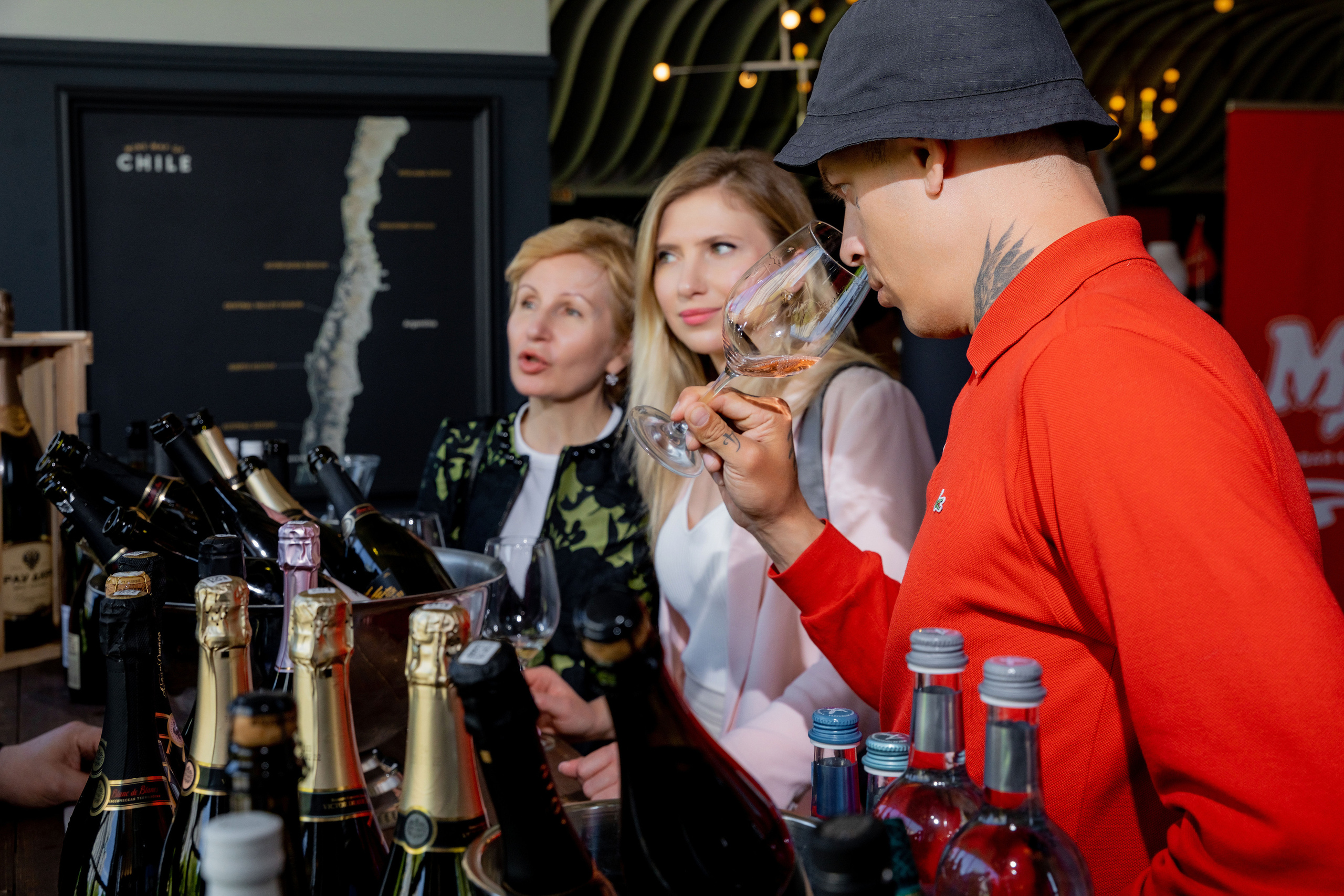 Репортажная съемка фестиваля вина г. Ростов-на-дону. Красильников Евгений — профессиональный фотограф в Ростове-на-Дону