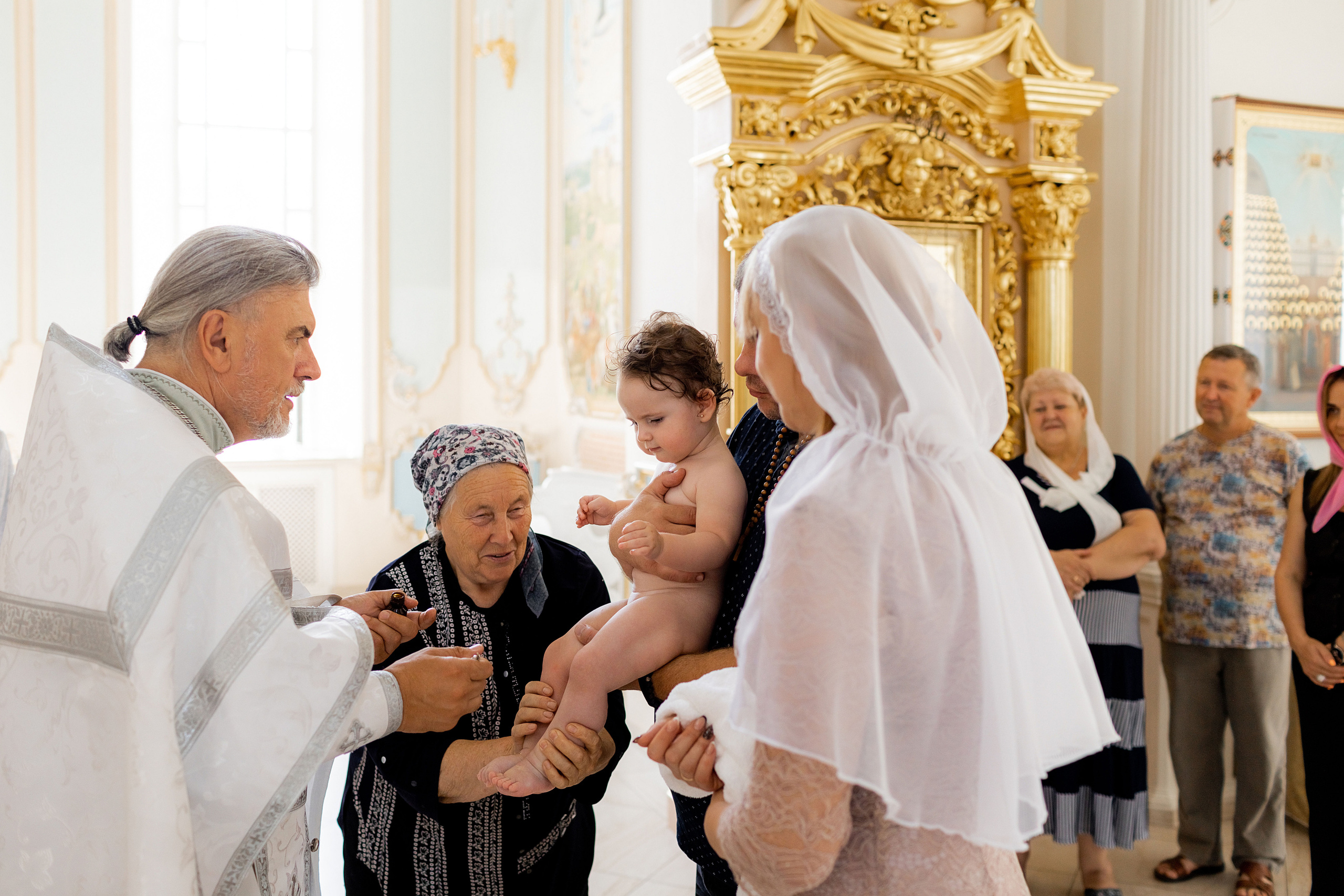 Фотографа на Крещение. Красильников Евгений — профессиональный фотограф в Ростове-на-Дону