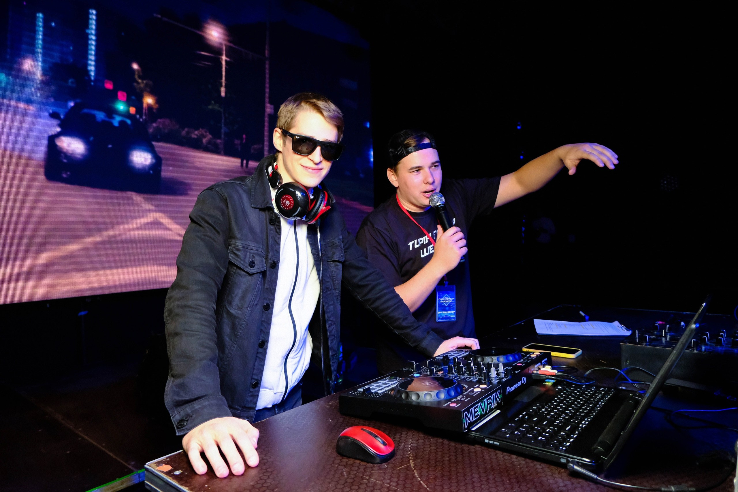 Фотосъёмка клубных вечеринок Питер. Портретный, репортажный фотограф Санкт-Петербург Елизавета Комарова