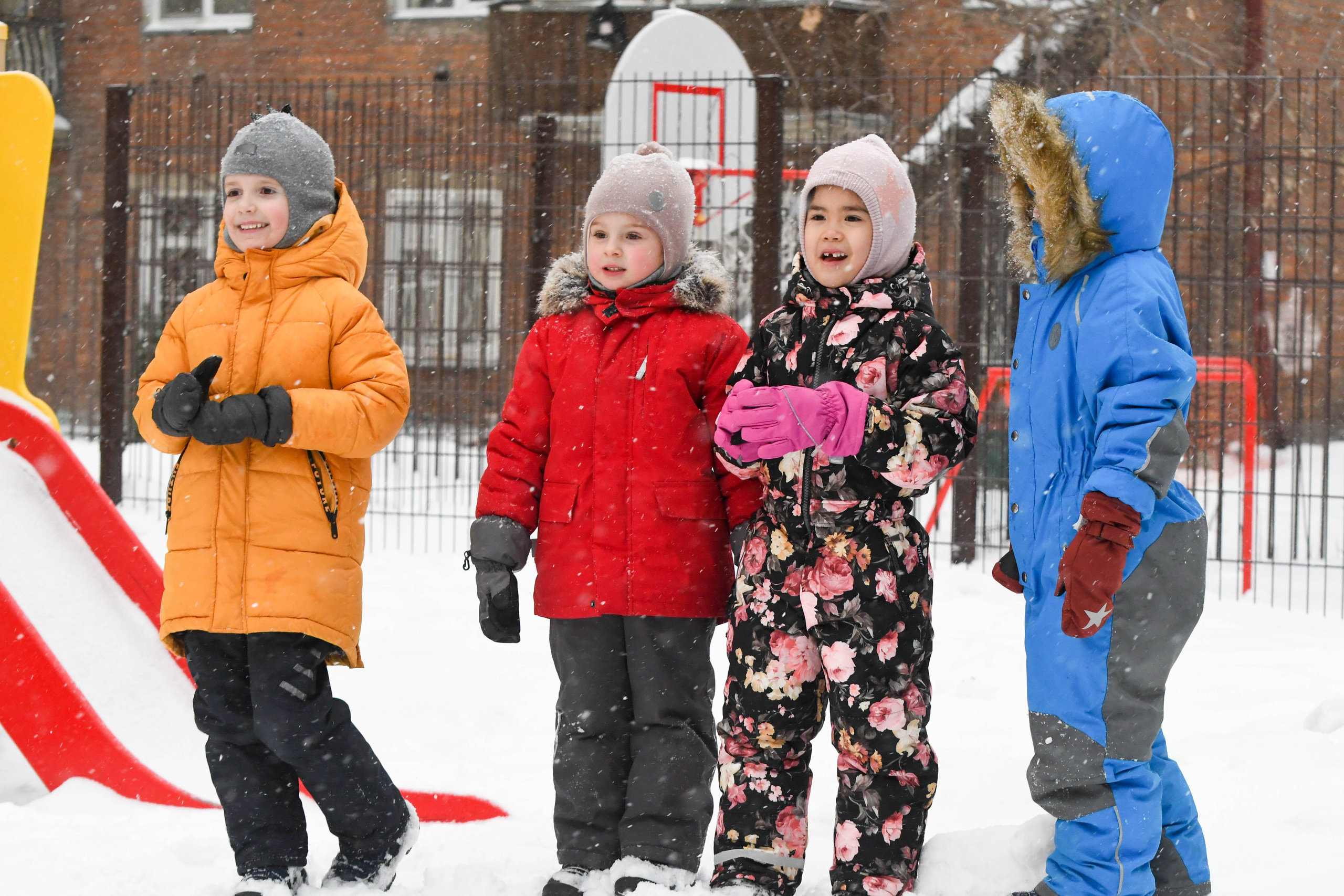 2024 г 2 февраля. Прогулка. Гоголя. Репортажный и детский фотограф в Новосибирске