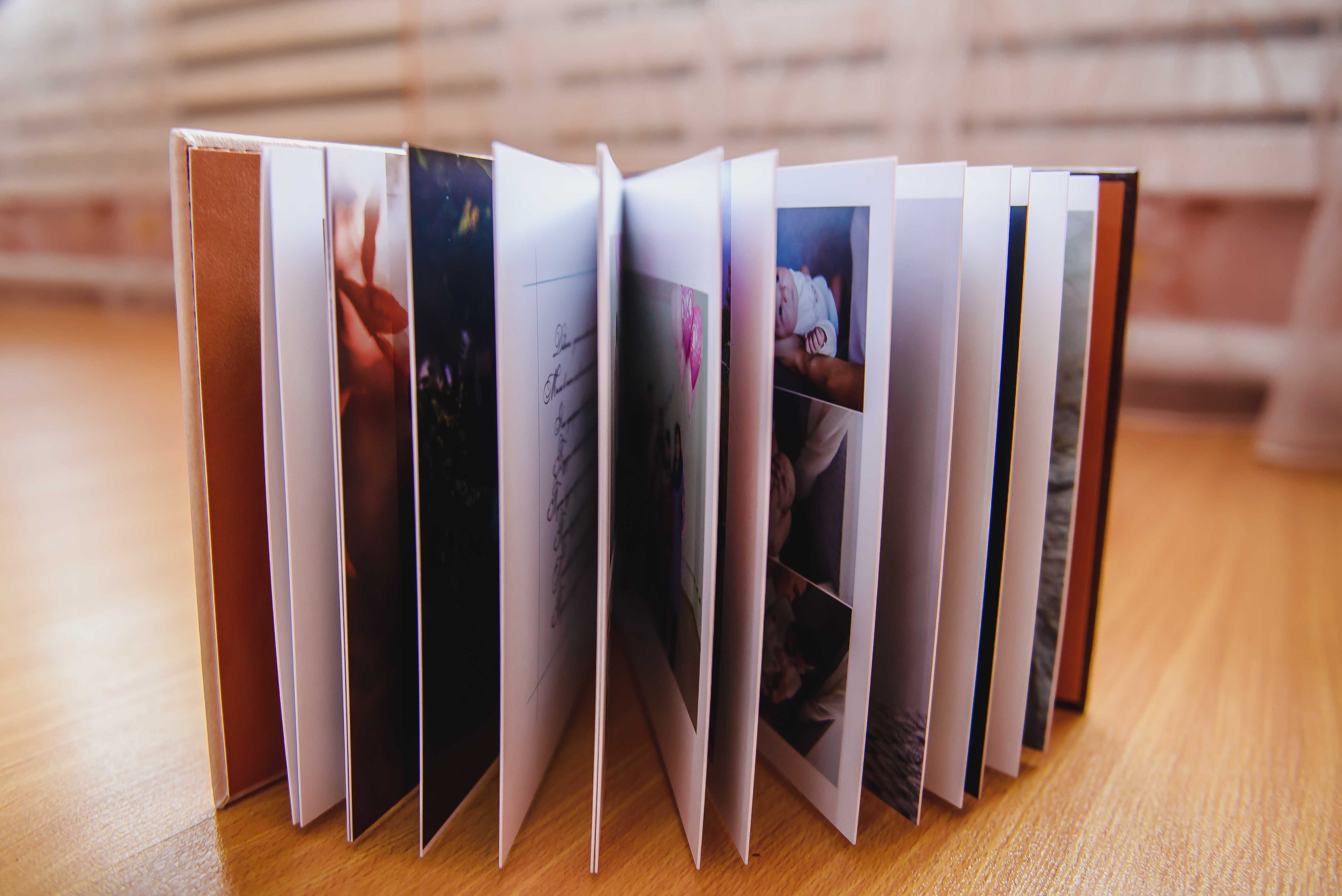 Фотокнига совмещенная. Выписка и первые дни жизни. Фотограф Котова Валентина