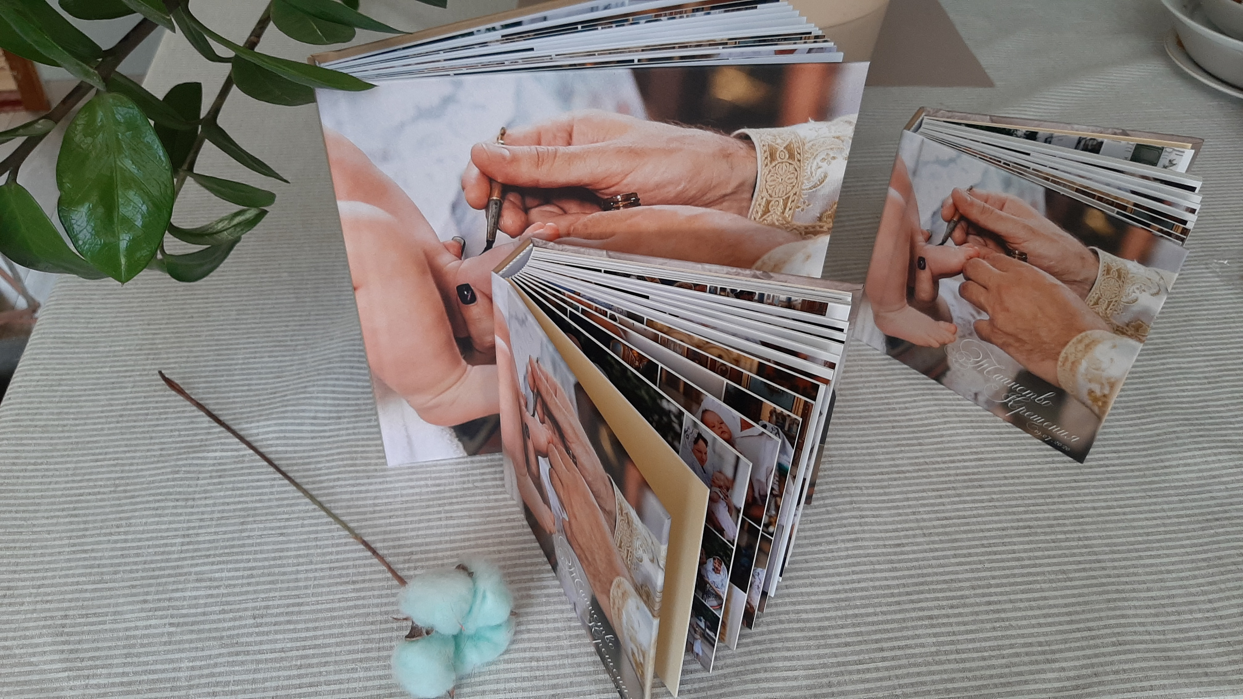 Книга Крещения + минибуки дубликаты родителям. Новодонецкая. Фотограф Котова Валентина