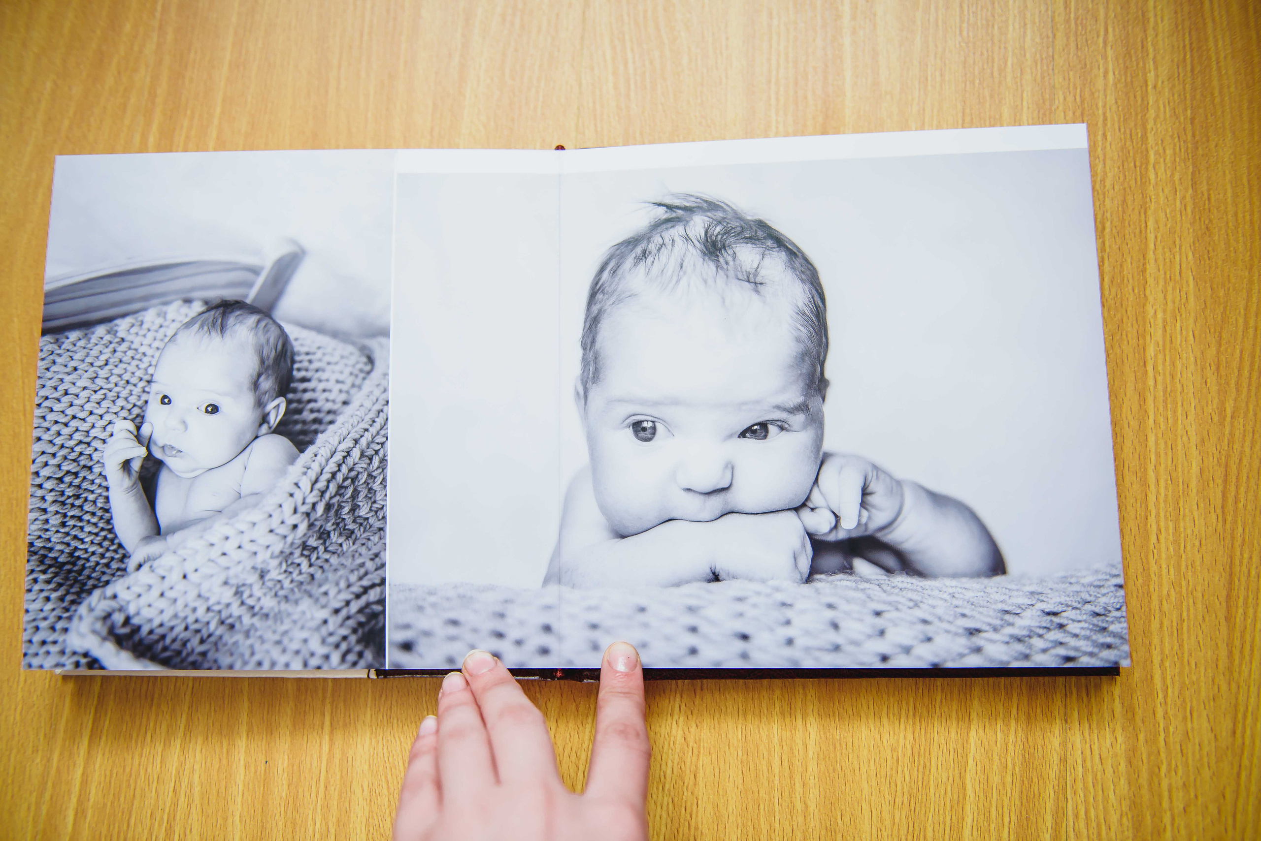 Фотокнига совмещенная. Выписка и первые дни жизни. Фотограф Котова Валентина