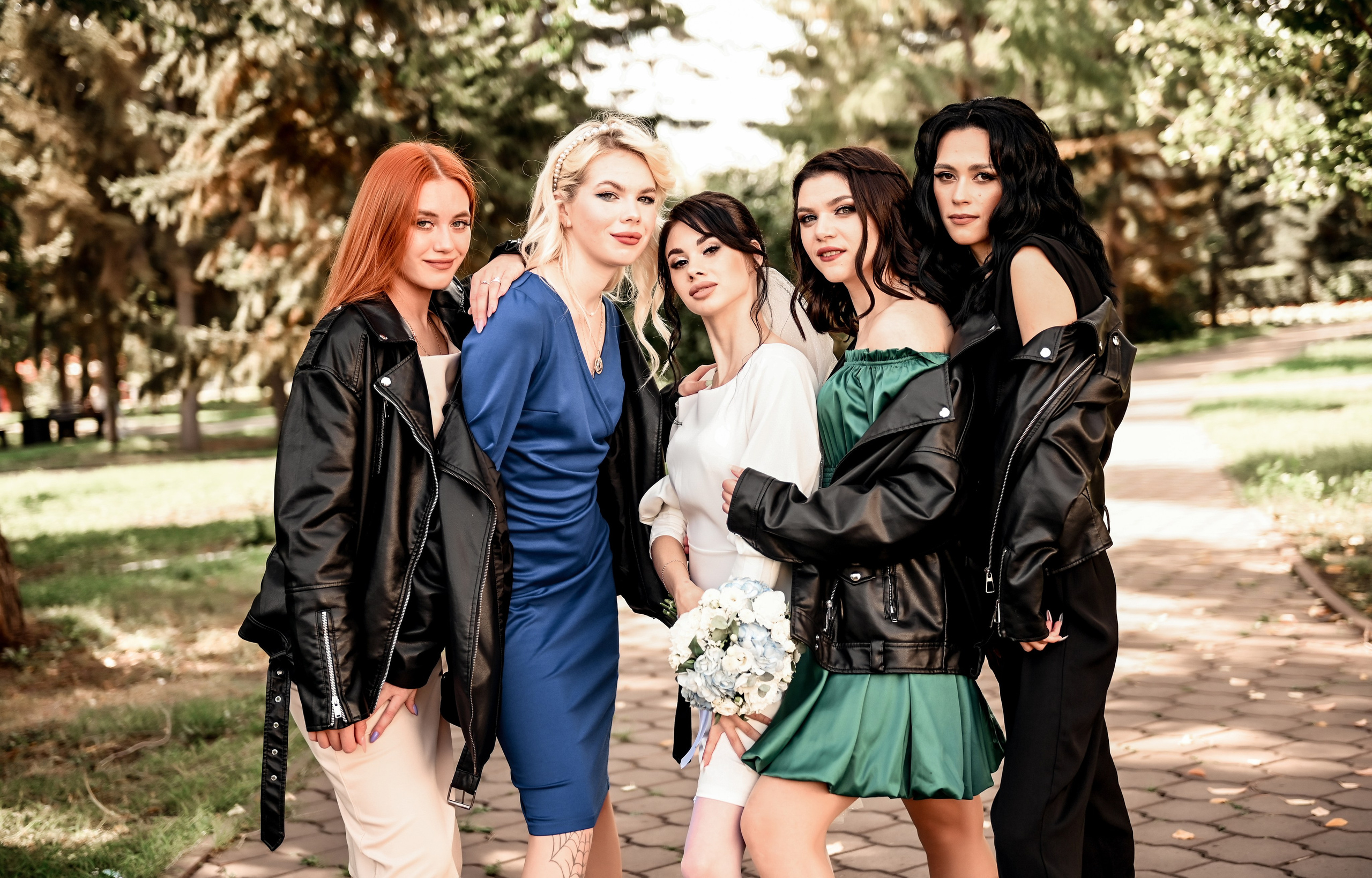 Небольшая часть фото со свадебной съемки Алексея и Даши. Свадебный, семейный, детский, контент фотограф в Омске Максим Ильин