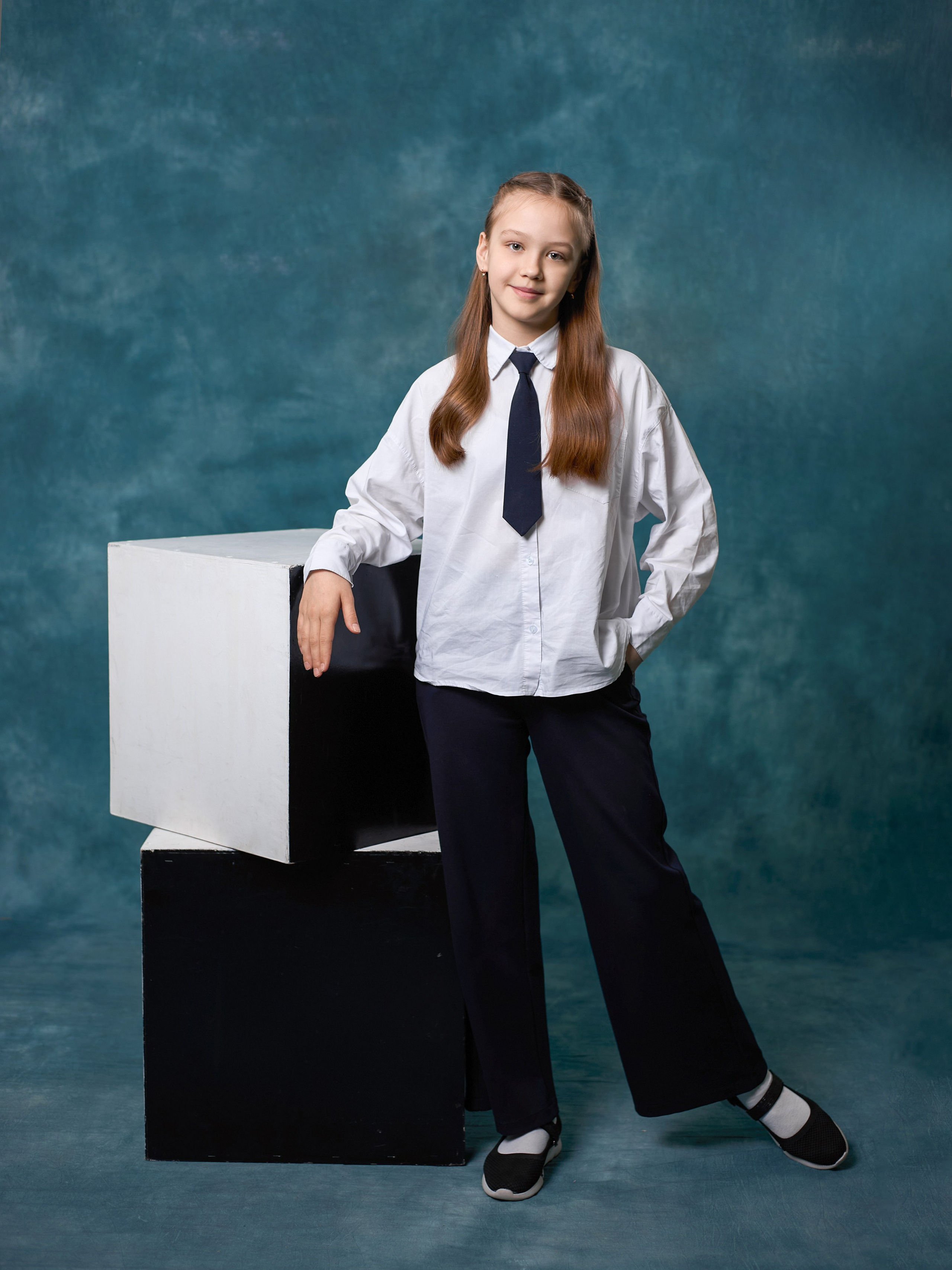 Школьный альбом "Кубы бирюза". Выпускные альбомы в Тюмени для школ, садов, вузов спортивных секций