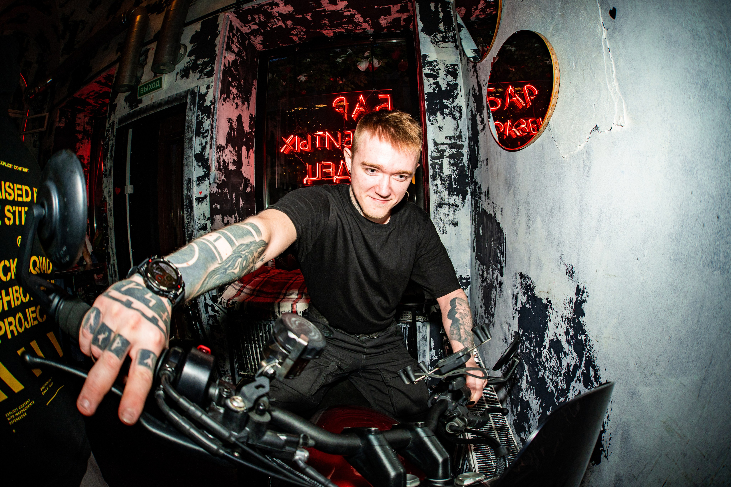 Панк-вечеринка в Баре разбитых сердец. Концертный и репортажный фотограф в Санкт-Петербурге Слава Пахомов