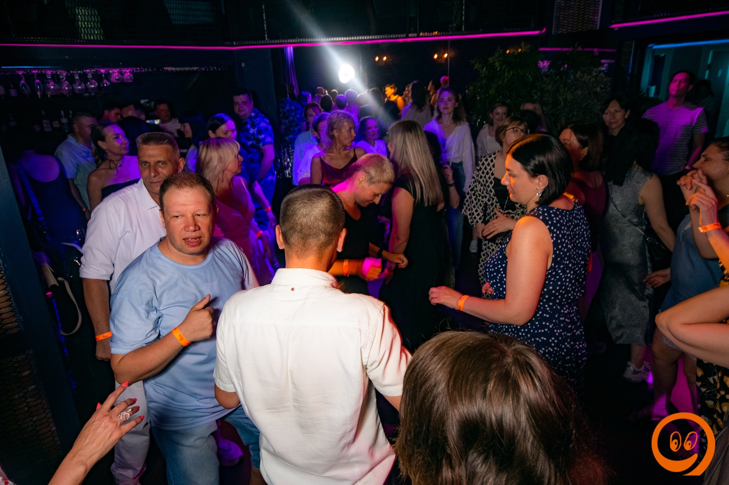 Клубная вечеринка «Тополиный пух…» | 11.07.2025. Галерея Фантим