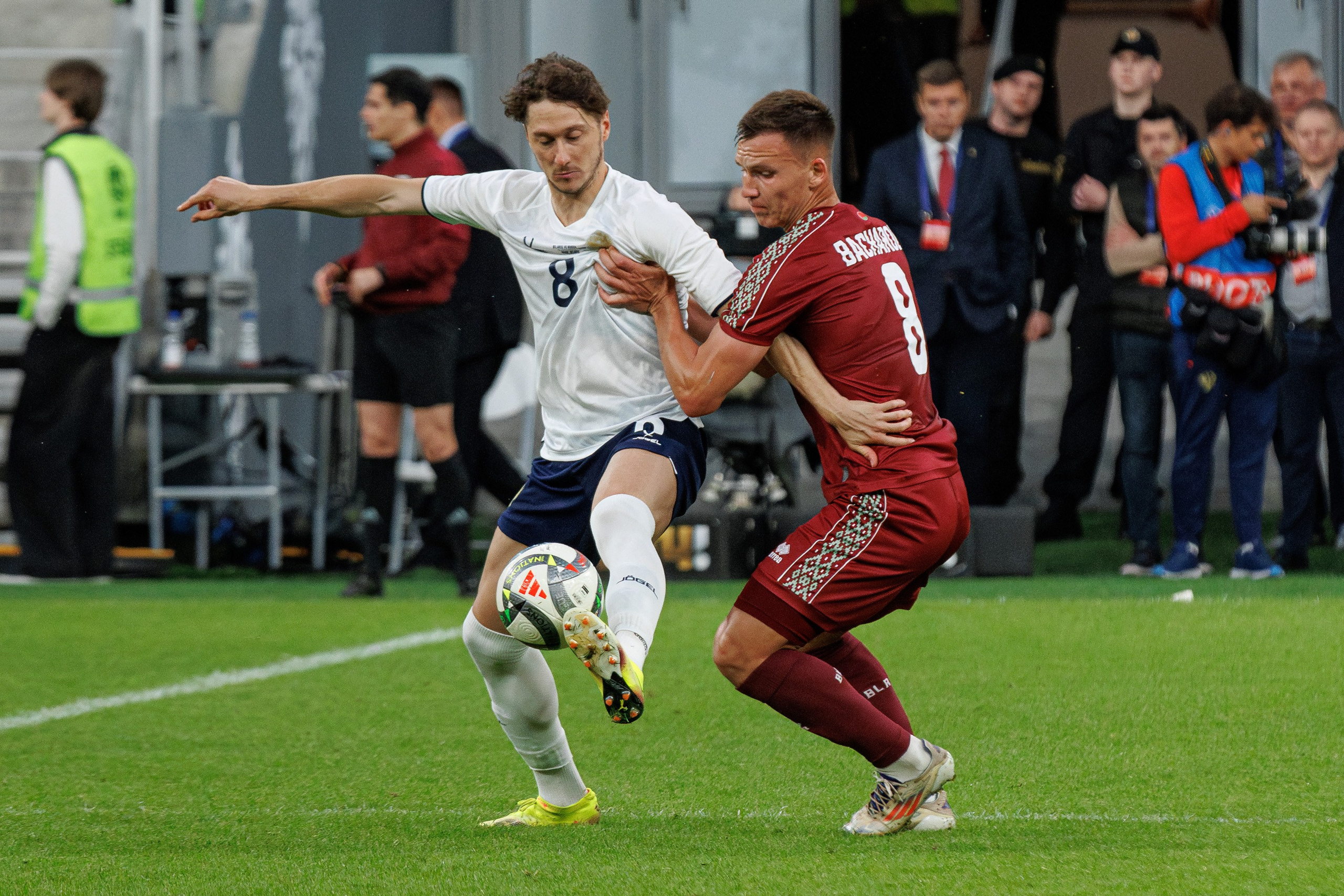 Товарищеский матч Россия — Беларусь. Спортивный фотограф Вадим Добедченков