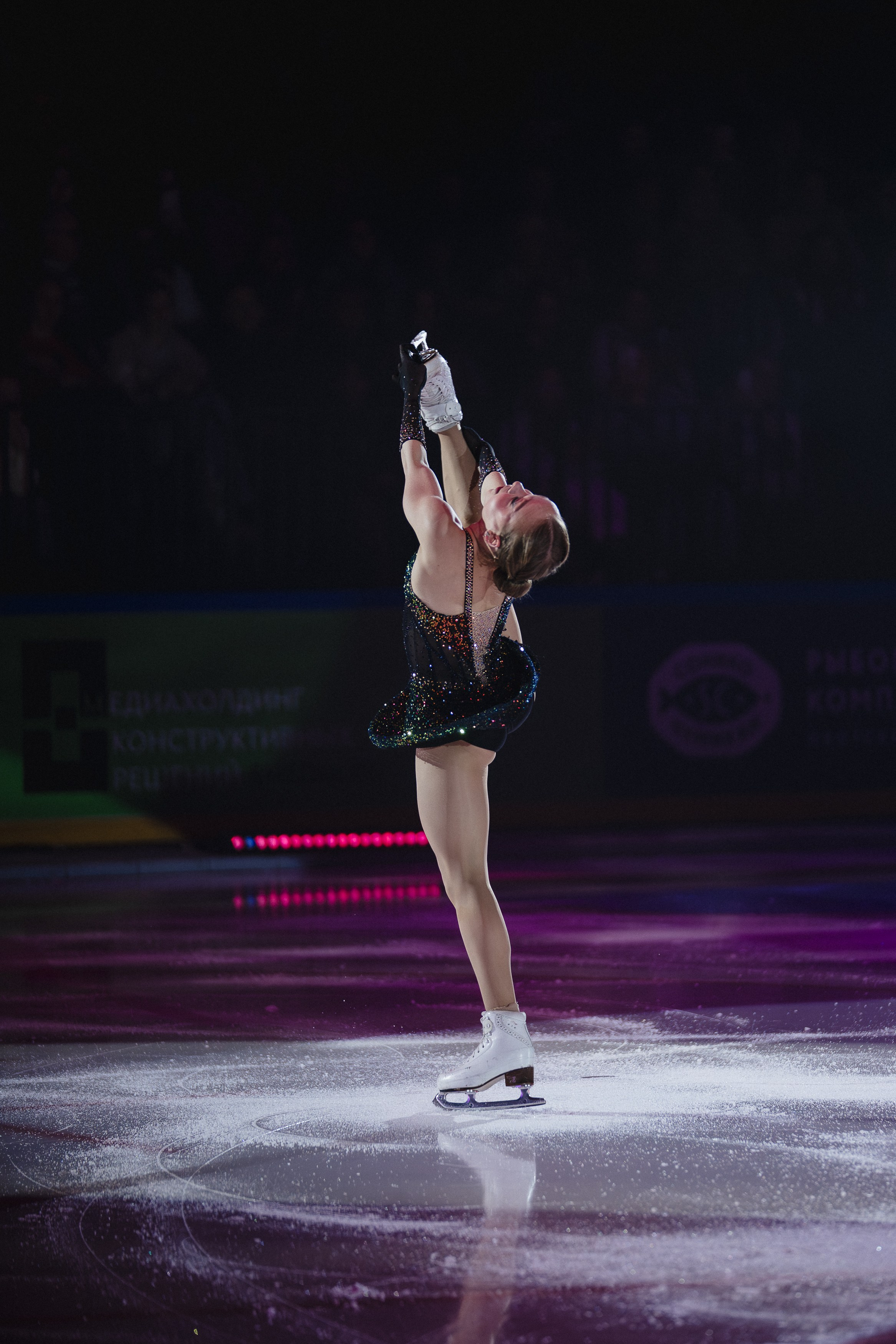 Шоу Этери Тутберидзе в Новосибирске. Воробьева Ксения — Спортивный и танцевальный фотограф Новосибирск