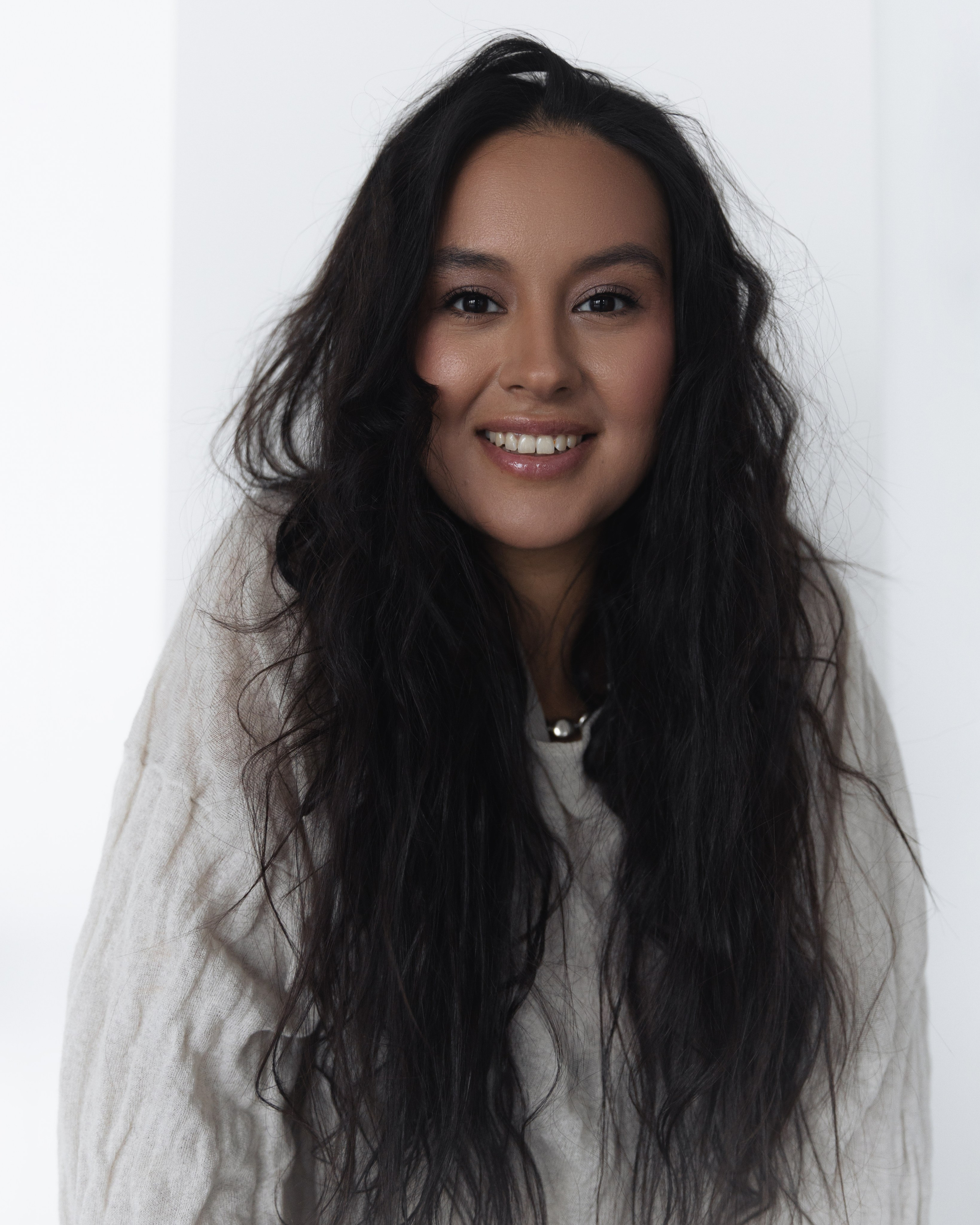 Карина. Фотограф в Москве и Сургуте Алла Лесовая. Снимаю каталог для брендов и индивидуальные портреты для людей