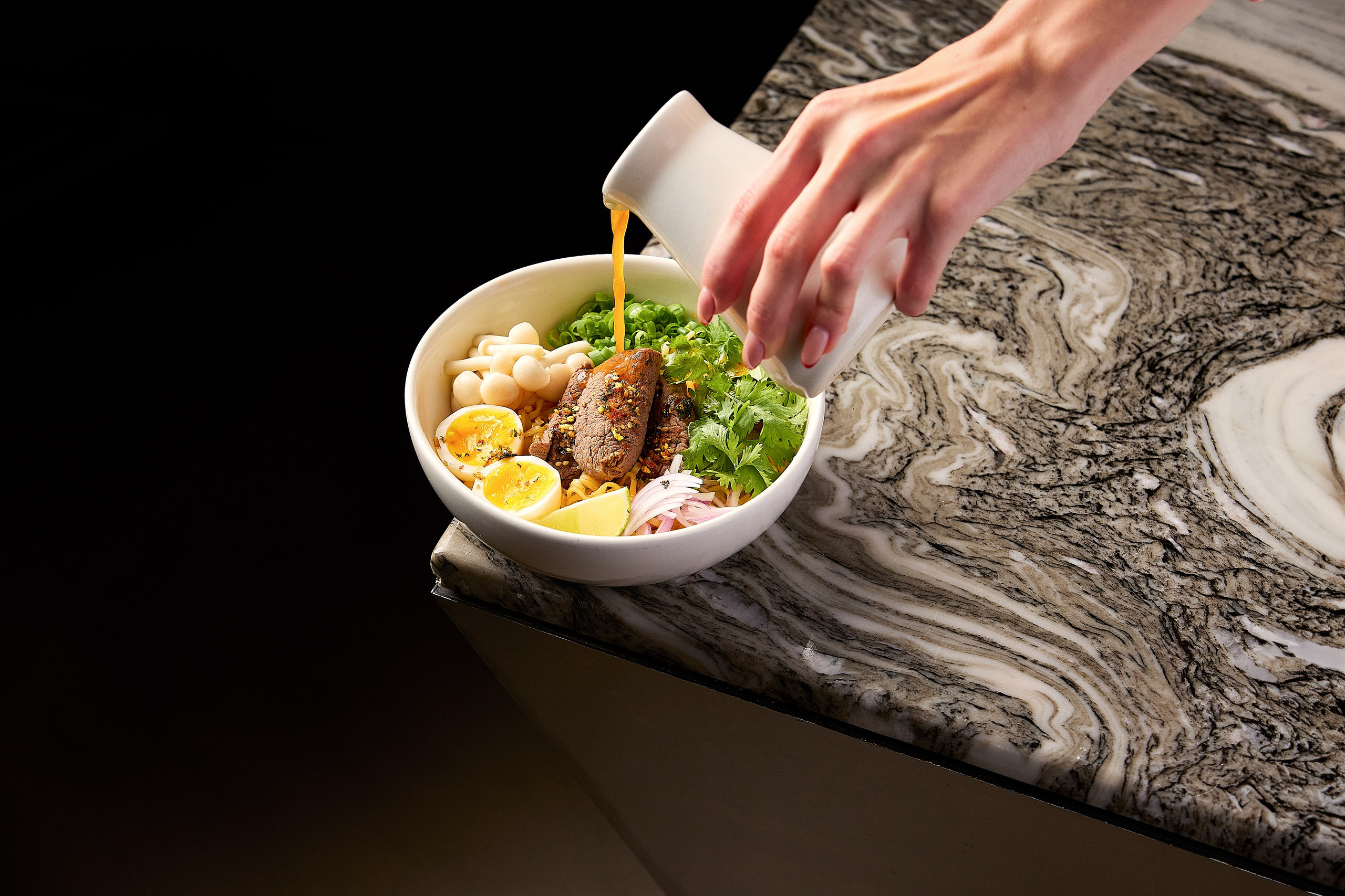 Hookah Place Dishes. Evgeny Yatsenko — Photographer in Dubai