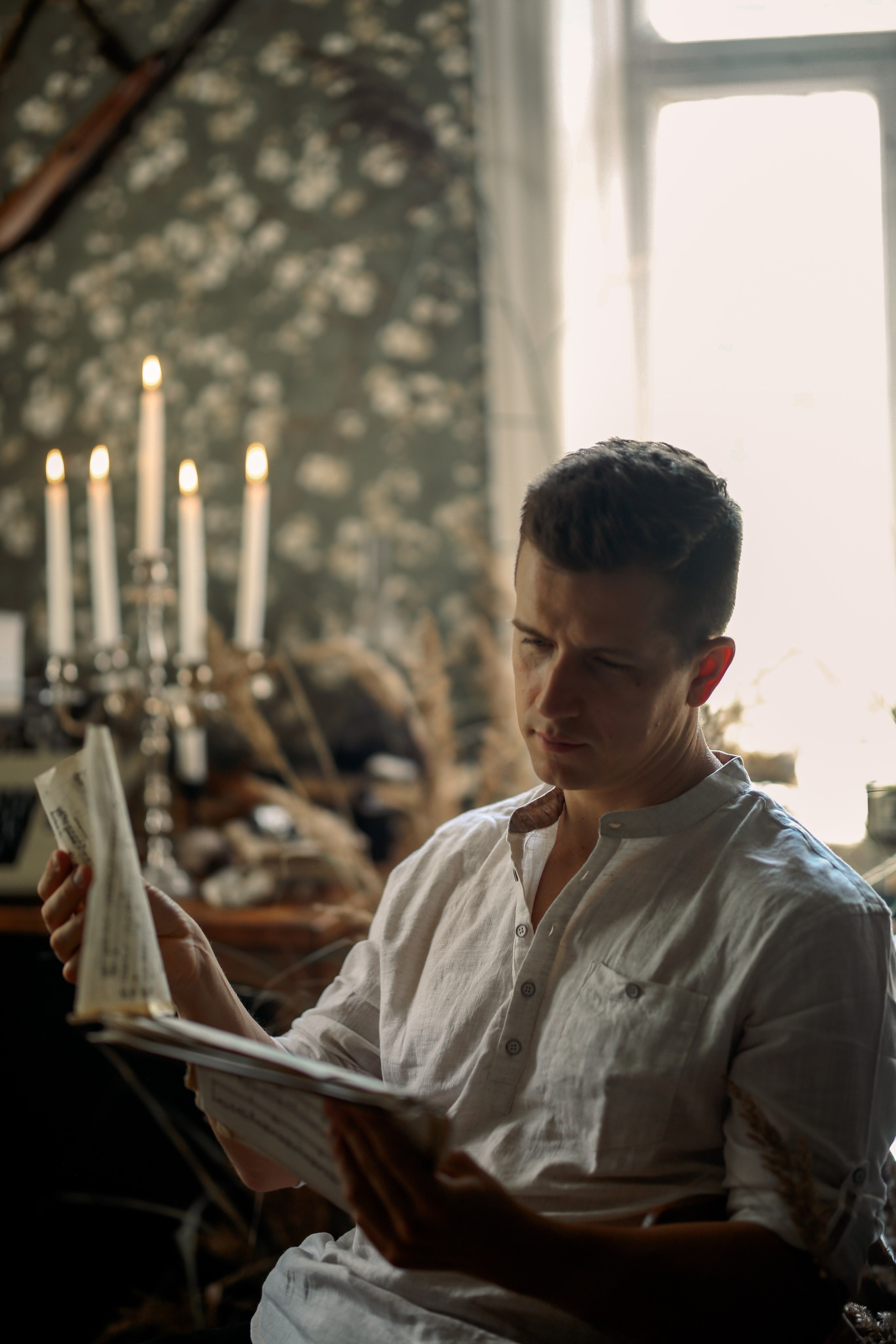 Писатель в Drozd House. Фотограф Анастасия Залевская