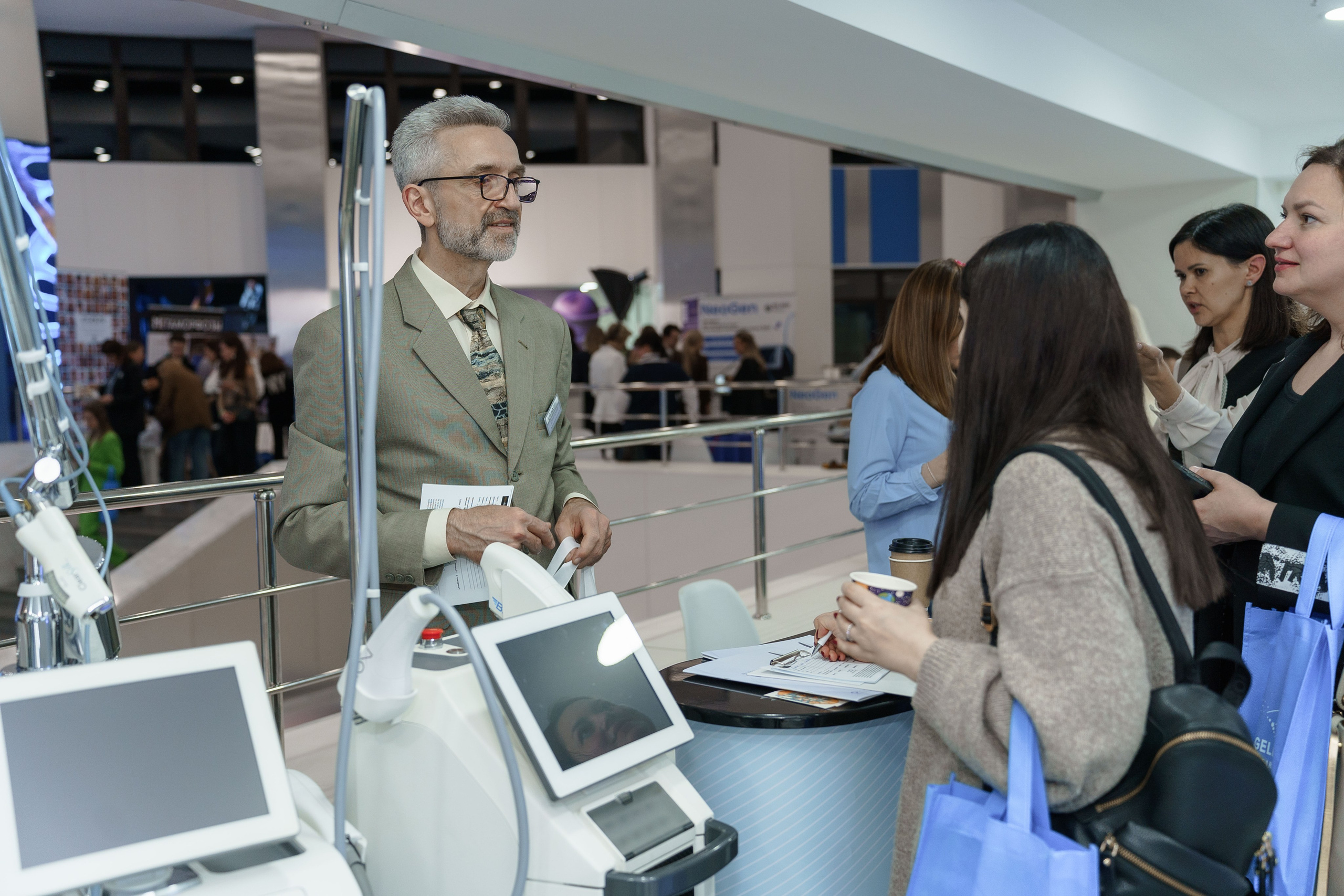 СТЕНДЫ. PRO-AGELESS