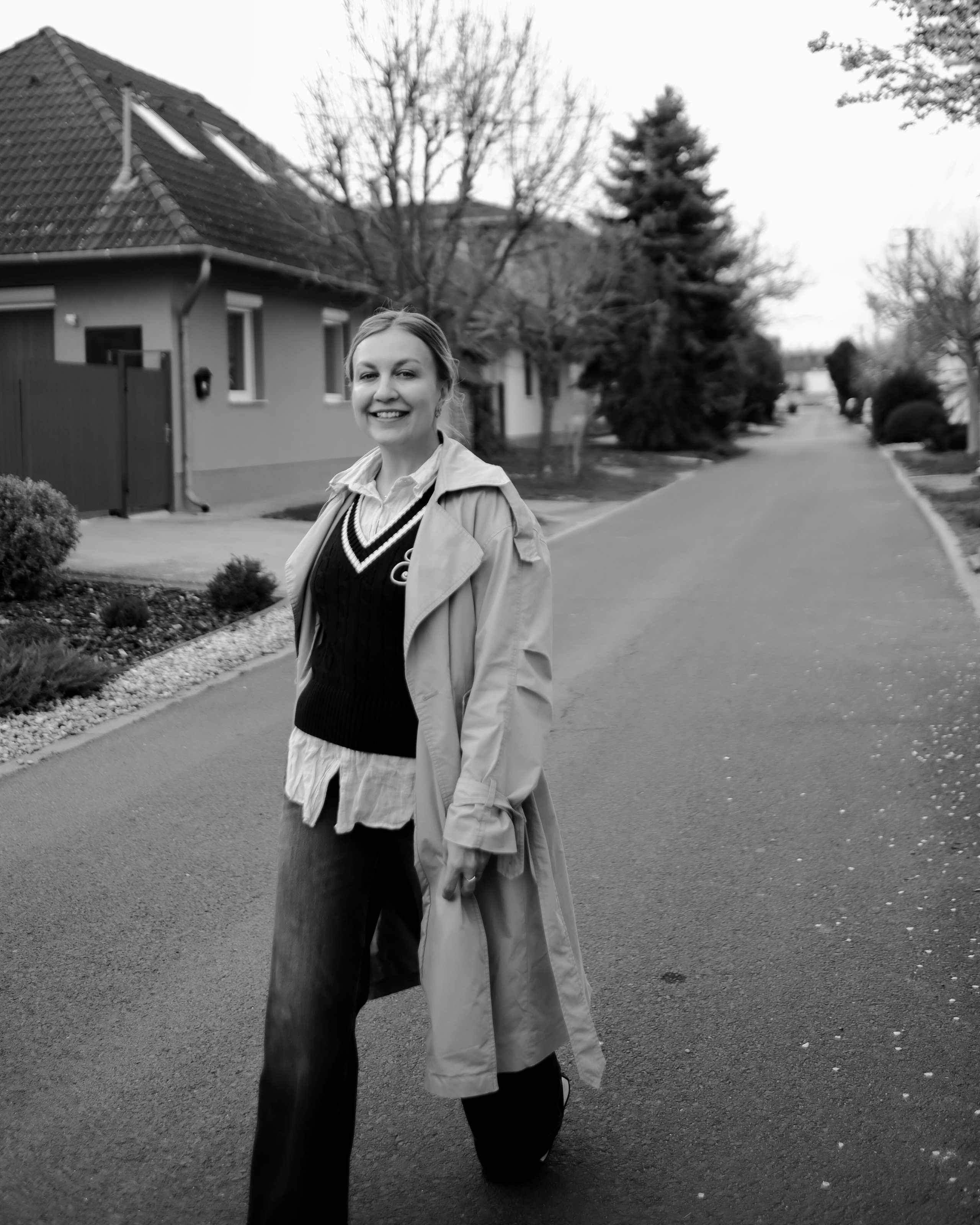 Elena. Blooming in Budapest. Portrait photographer Olga Prokopova based in Budapest