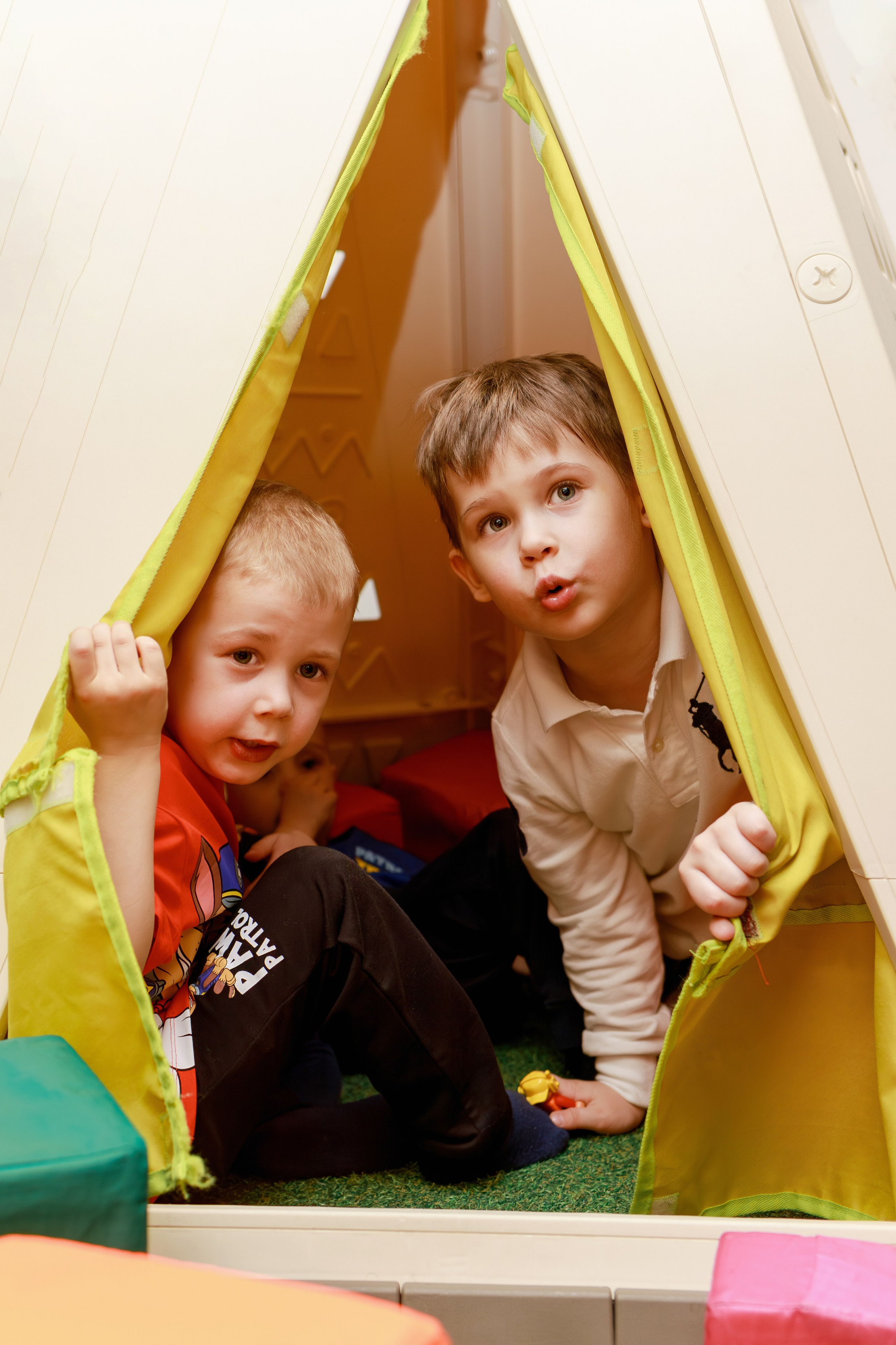 День рождения Ильи в Лифт лофт. Семейный и детский фотограф в Краснодаре Ирина Лаврецкая