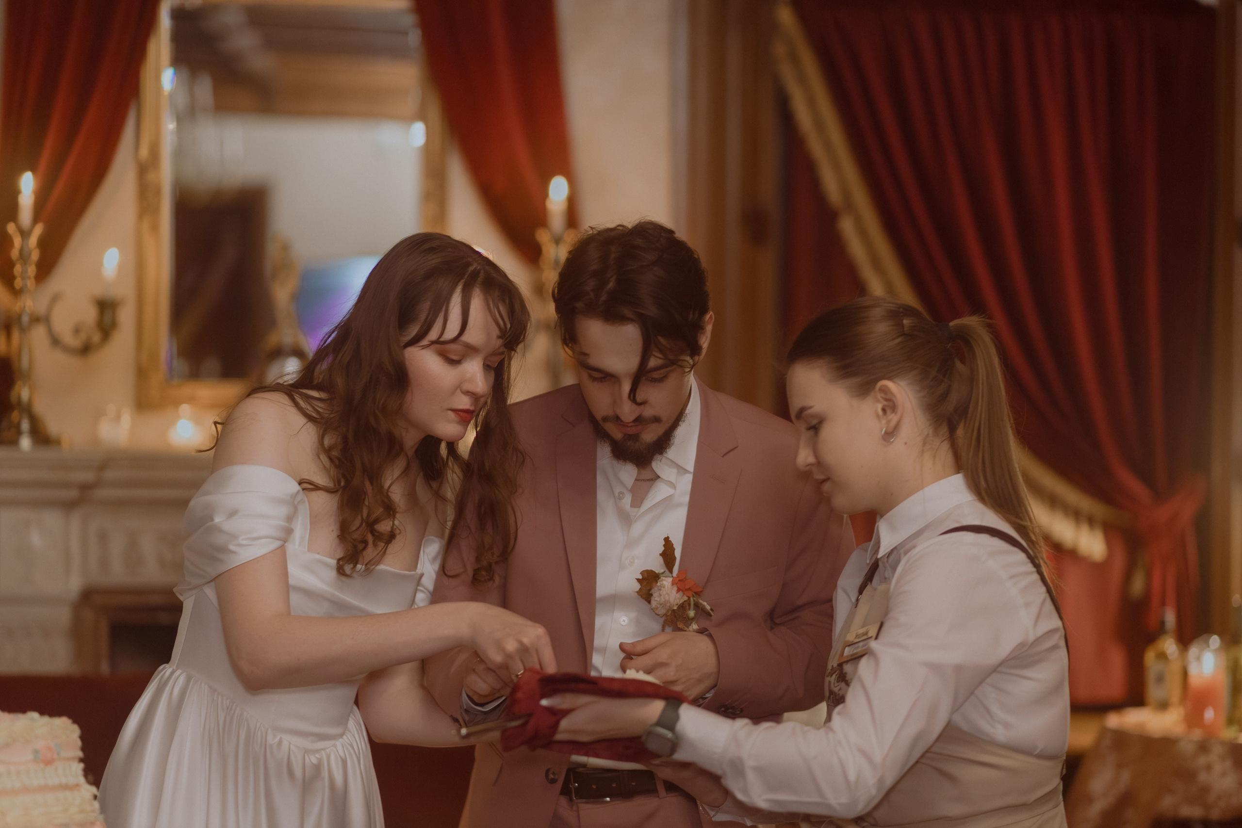 Welcome back to your own dinner party. Фотограф Лия Козловская Минск