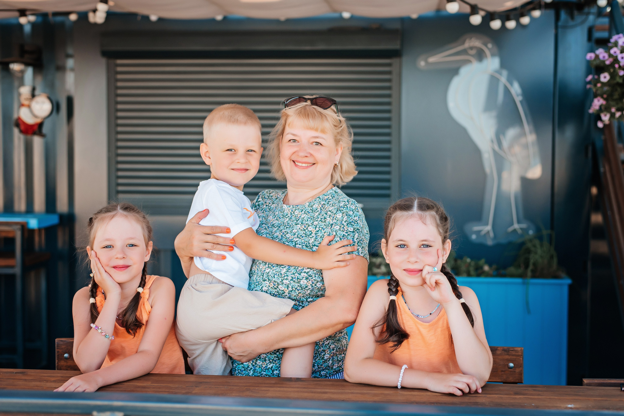 Утро на море. Детский и семейный фотограф выпускной альбом Приморско-Ахтарск