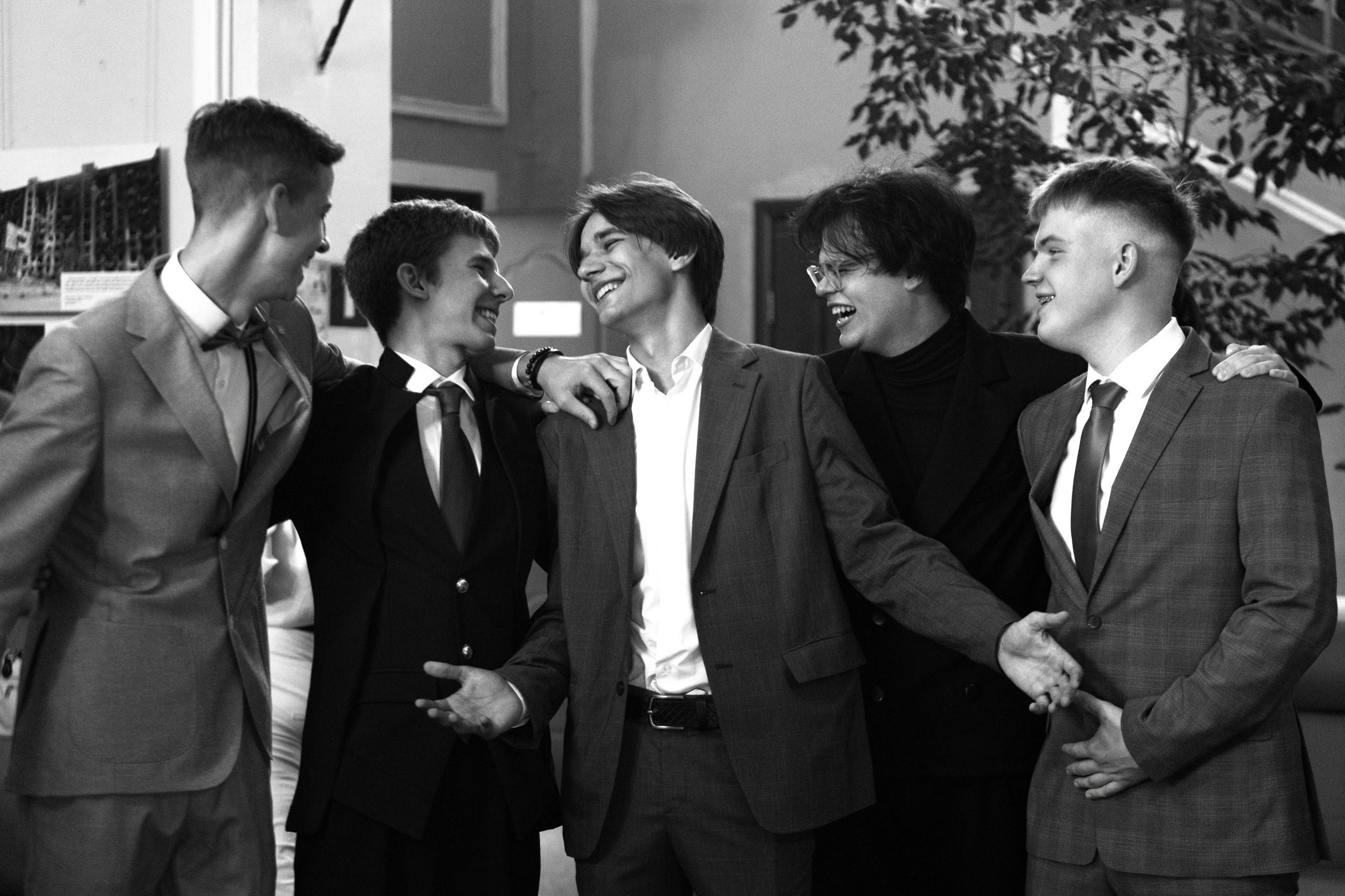 Выпускной. LEVORIGINAL