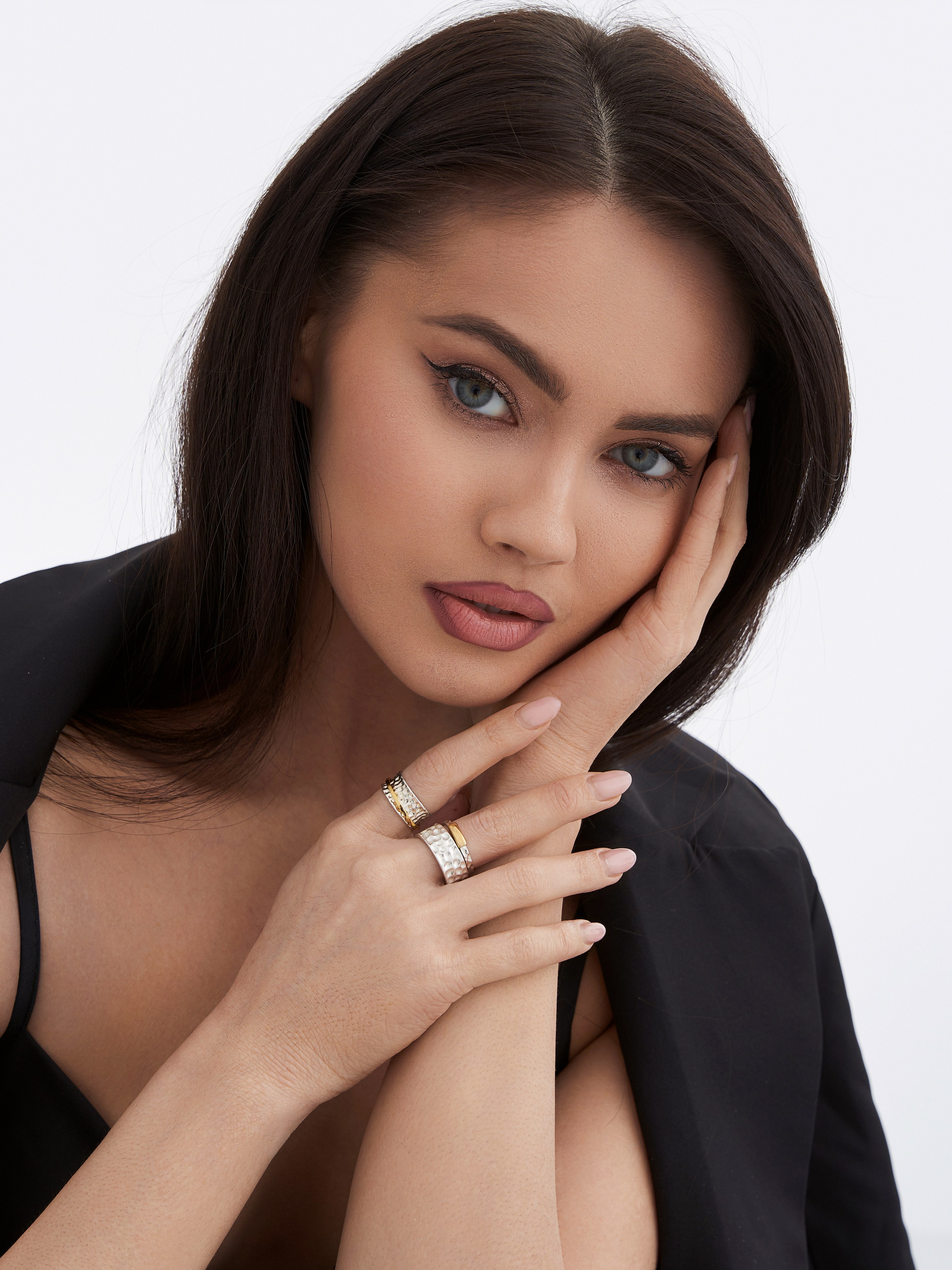 Айс. Контент для маркетплейсов и соцсетей. Фото и видео съемка