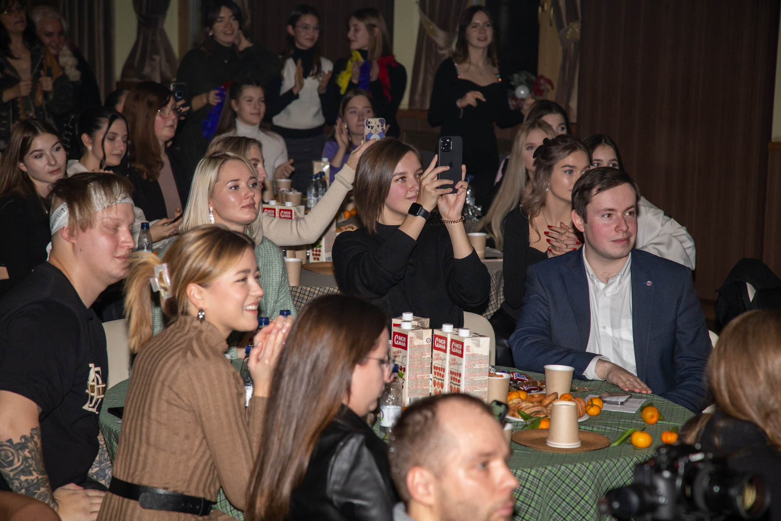 Репортажная съёмка для Домисольки на новый год. «Студия DRONAVT`s» — видеосъёмка и фотография г. Москва