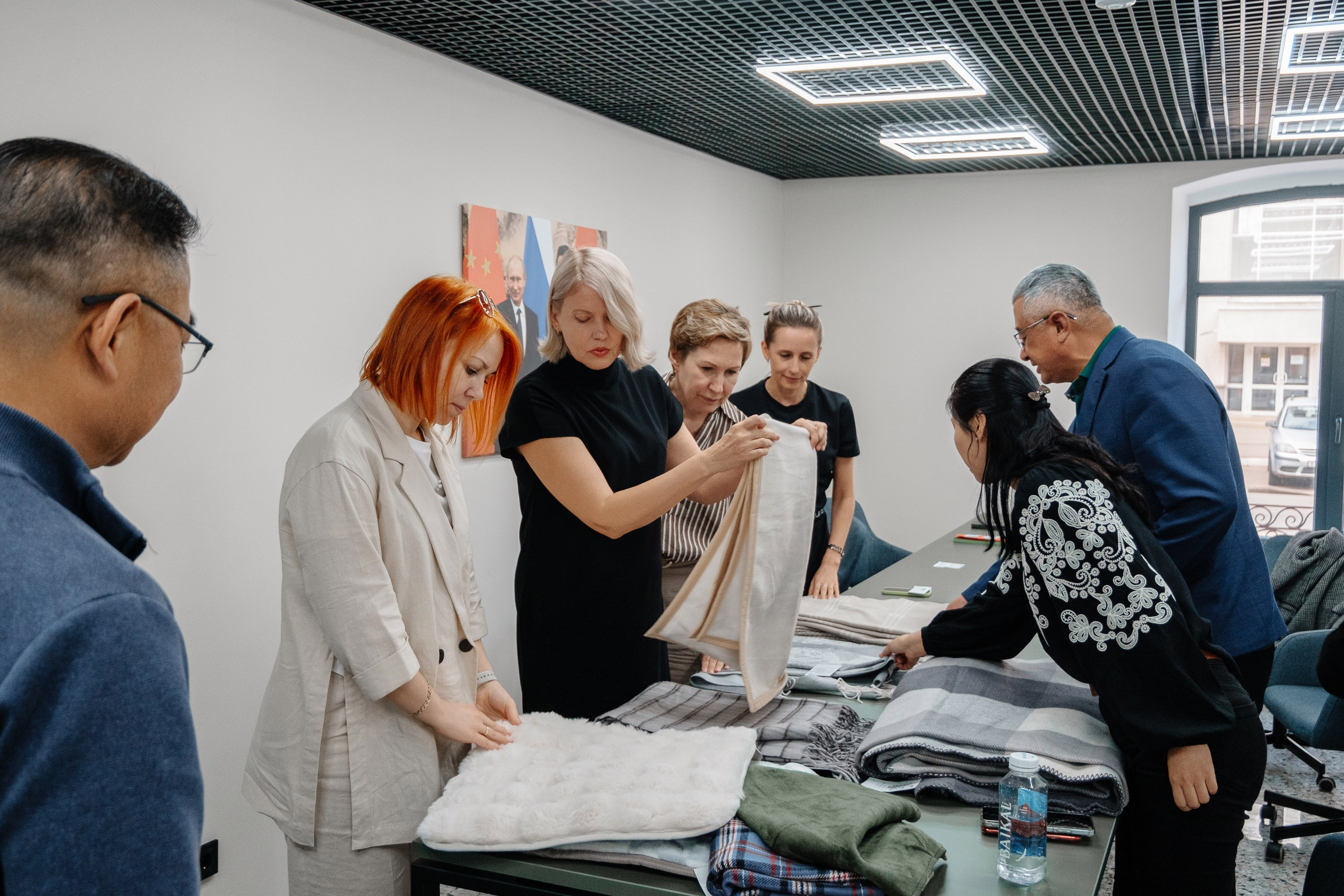 Делегация Китая в Ивановской текстильной компании
