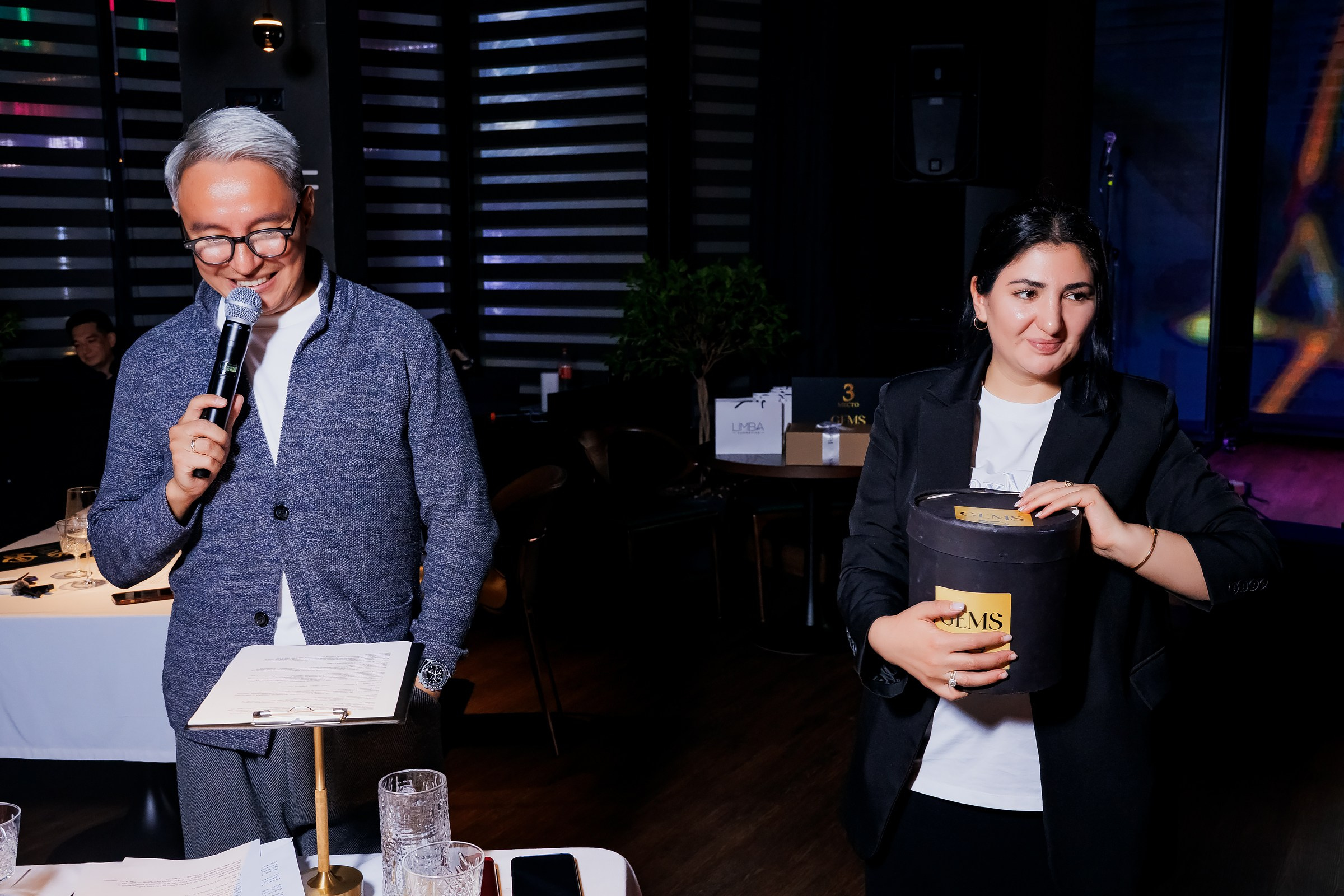 Вокруг Света за 60 Секунд-Sunset Meat Restaurant. Репортажный фотограф в Алматы Каюпов Сержан