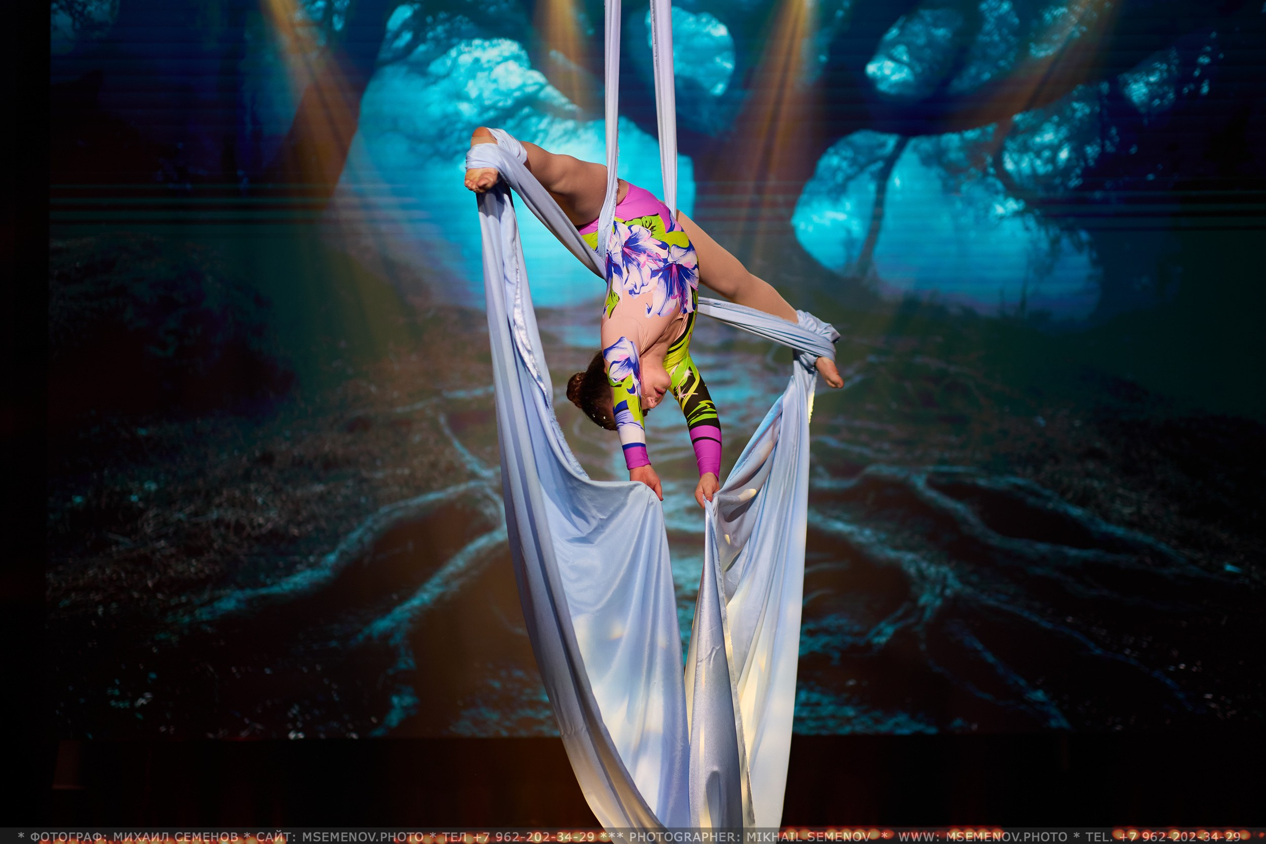 АНОНС фоторепортажа с Юбилейного концерта «ГРАЦИЯ». Фотограф, фотопроекты Михаила Семенова в Ярославле. Фотошкола