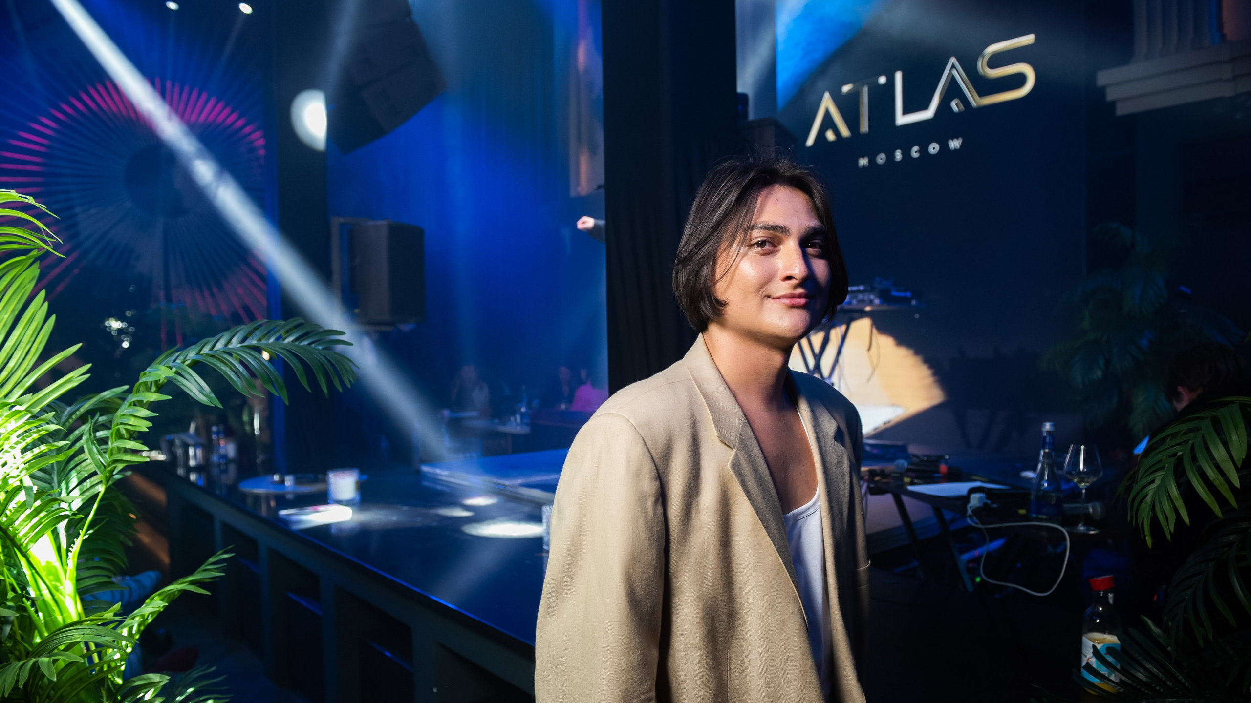 SCREEN PAPER MAGAZINE