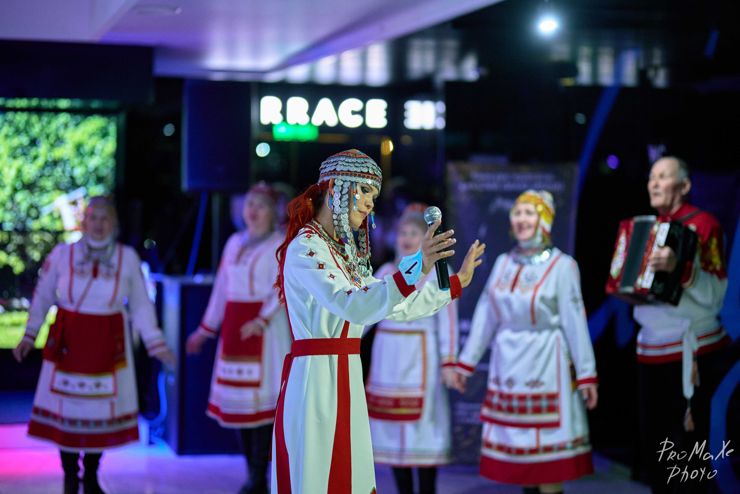 Зал КРАСА МАСС-МЕДИА ЧУВАШИИ. Владимир Суздалов (ProMaXe) — Портретный фотограф, тематические фотосессии в Чебоксарах