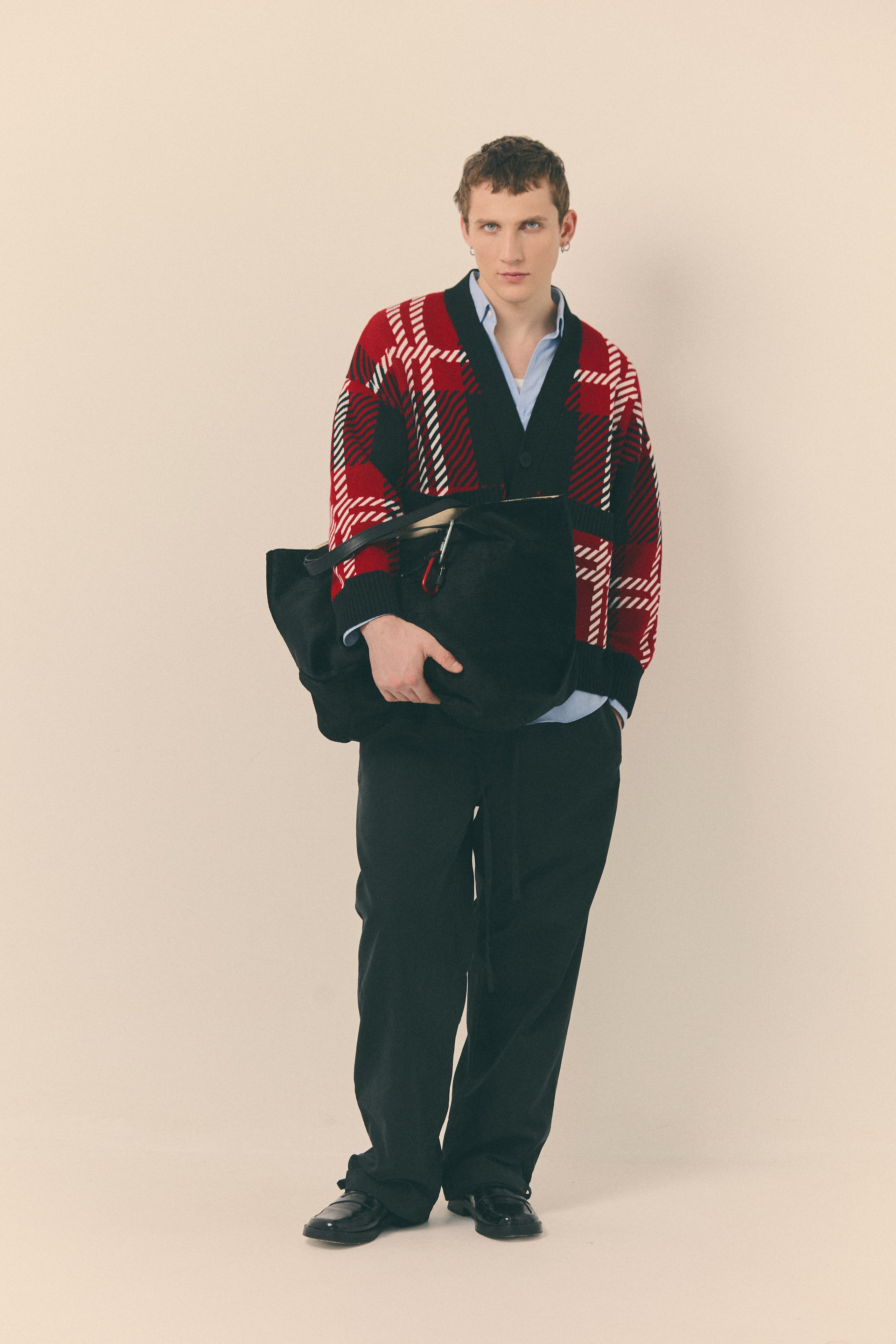 S L 1 P 2025. H O M E