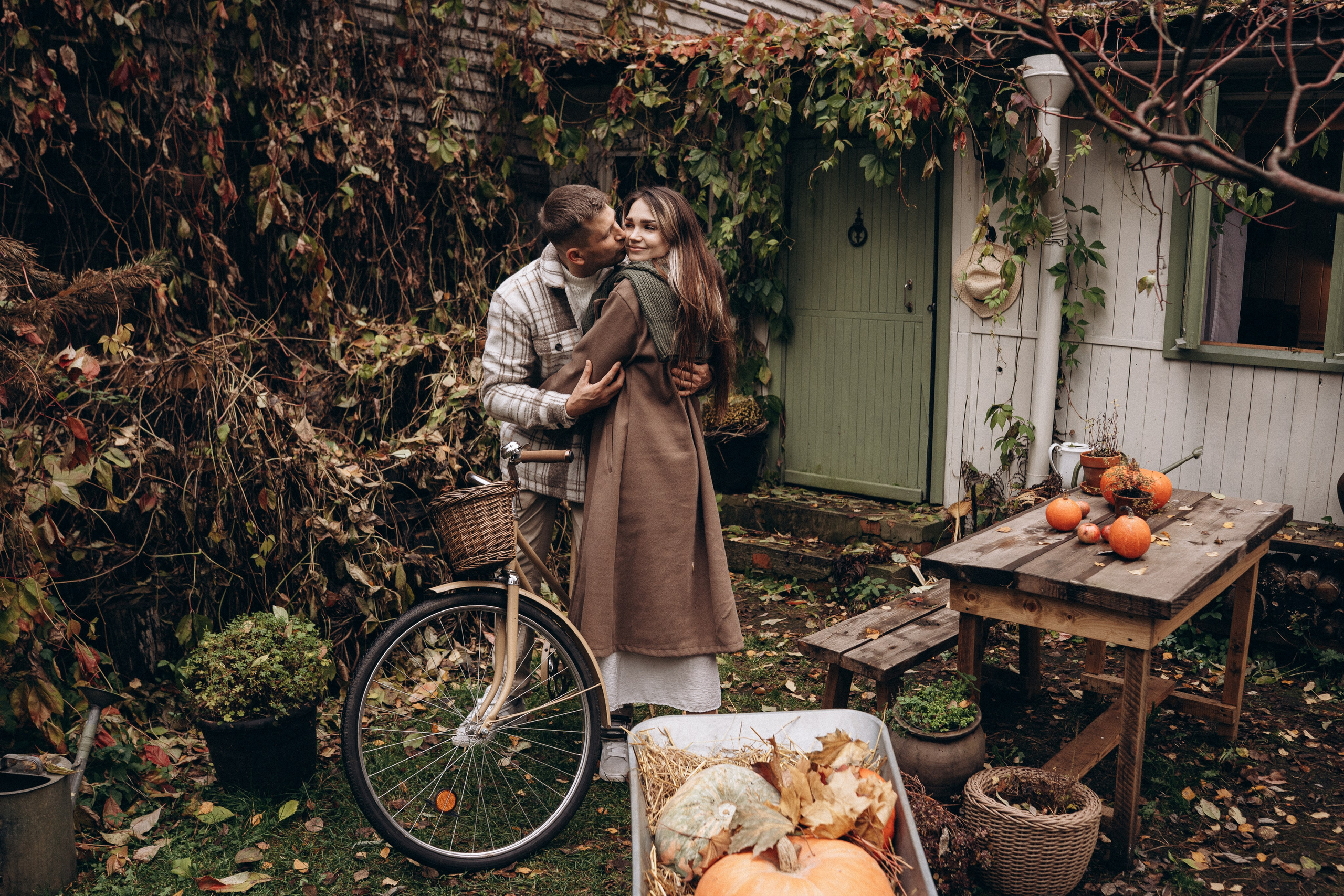 Яна и Ильсур, загородная Фотостудия. Фотограф Новорожденных в Москве. Семейные истории в стиле LIFE