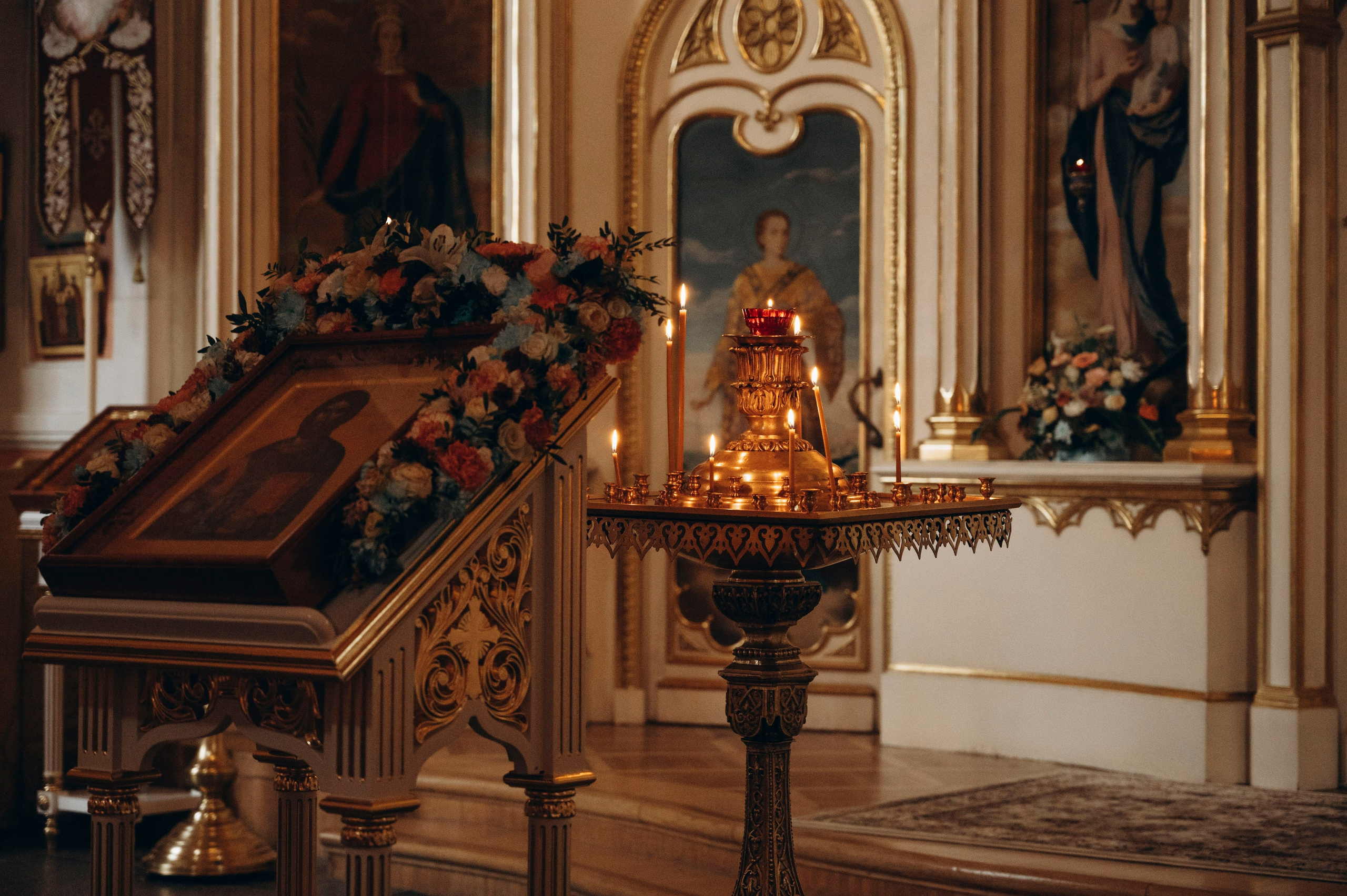 Профессиональный фотограф беременности в СПБ. Стильные фотосессии беременности в стиле минимализм и классическая фотография