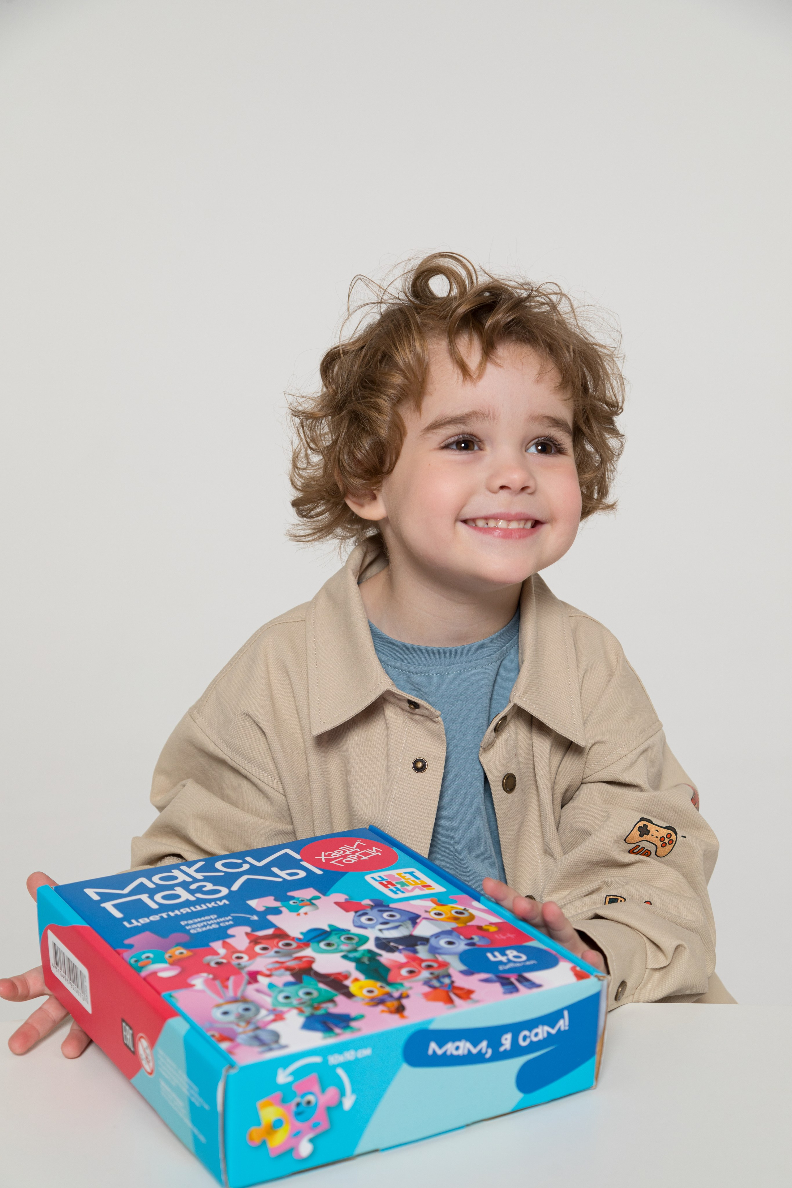 Имиджевая и каталожная съёмка для бренда детских пазлов. Детский и контент фотограф Надя Волкова Санкт-Петербург