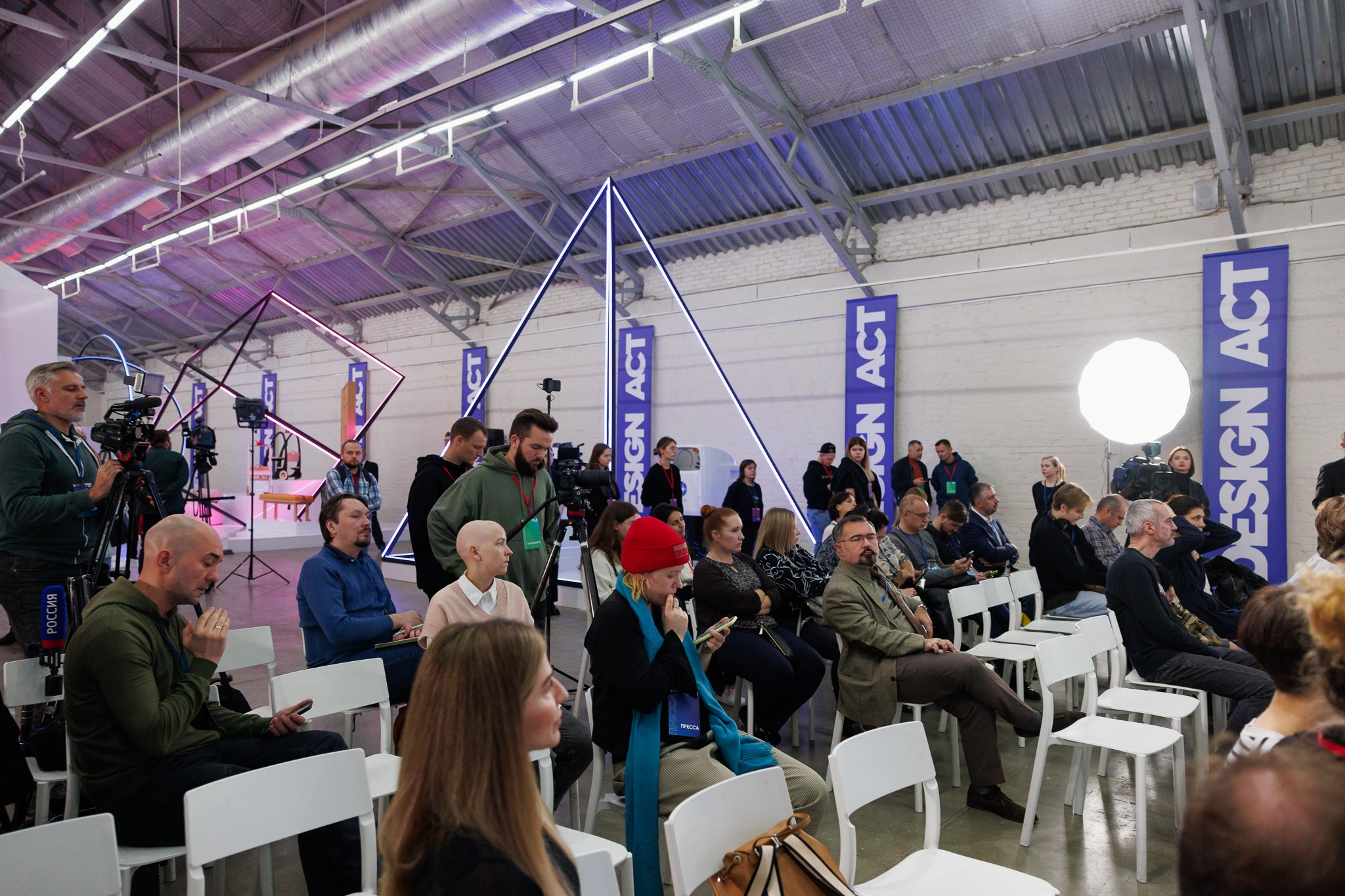 Design act. Театральный фотограф Полина Капица